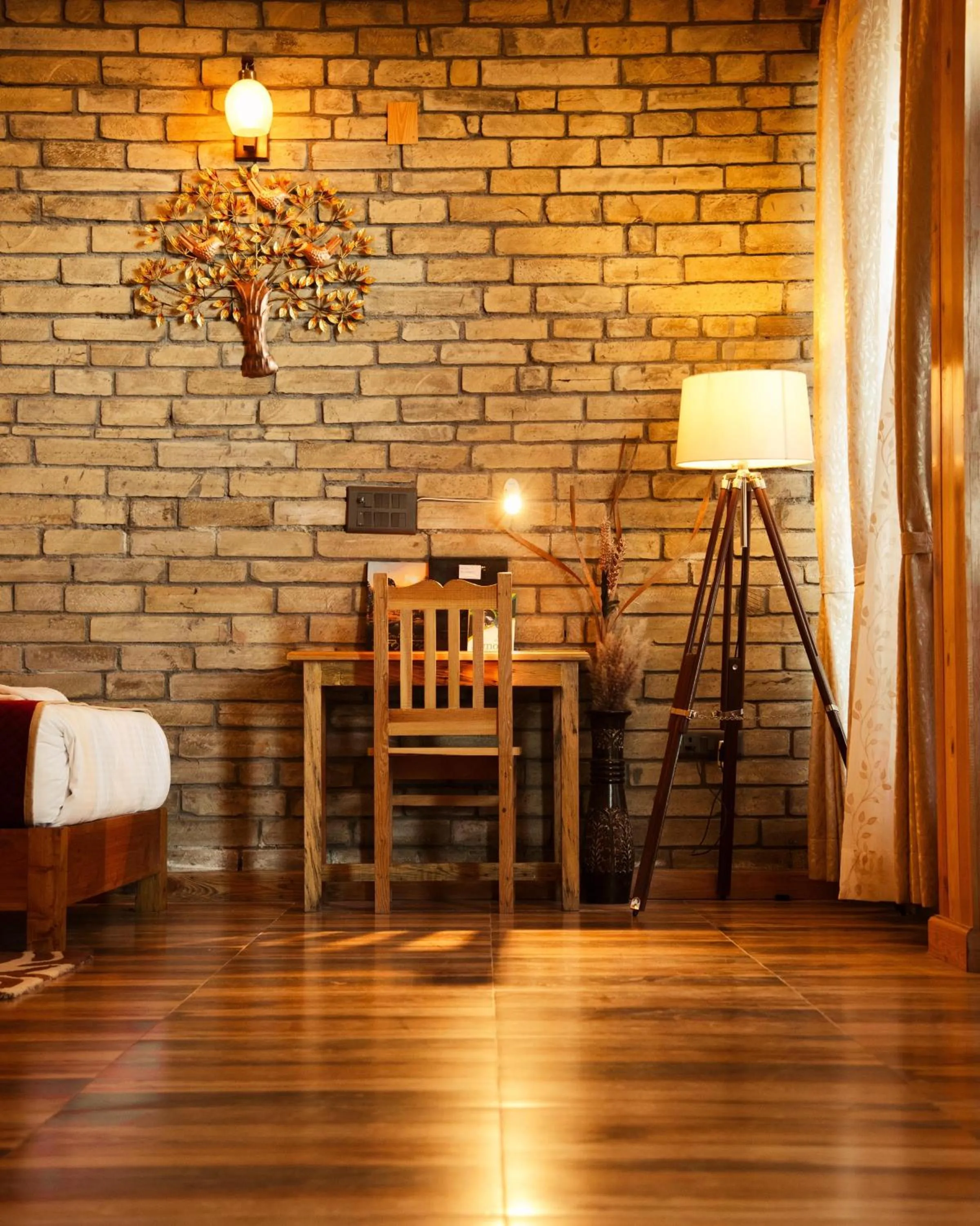 Kasar Himalaya Holiday Resort, Binsar Rd