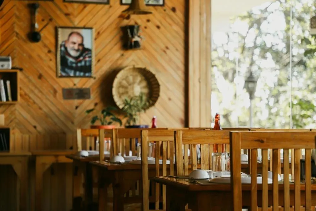 Restaurant/places to eat in Kasar Himalaya Holiday Resort, Binsar Rd