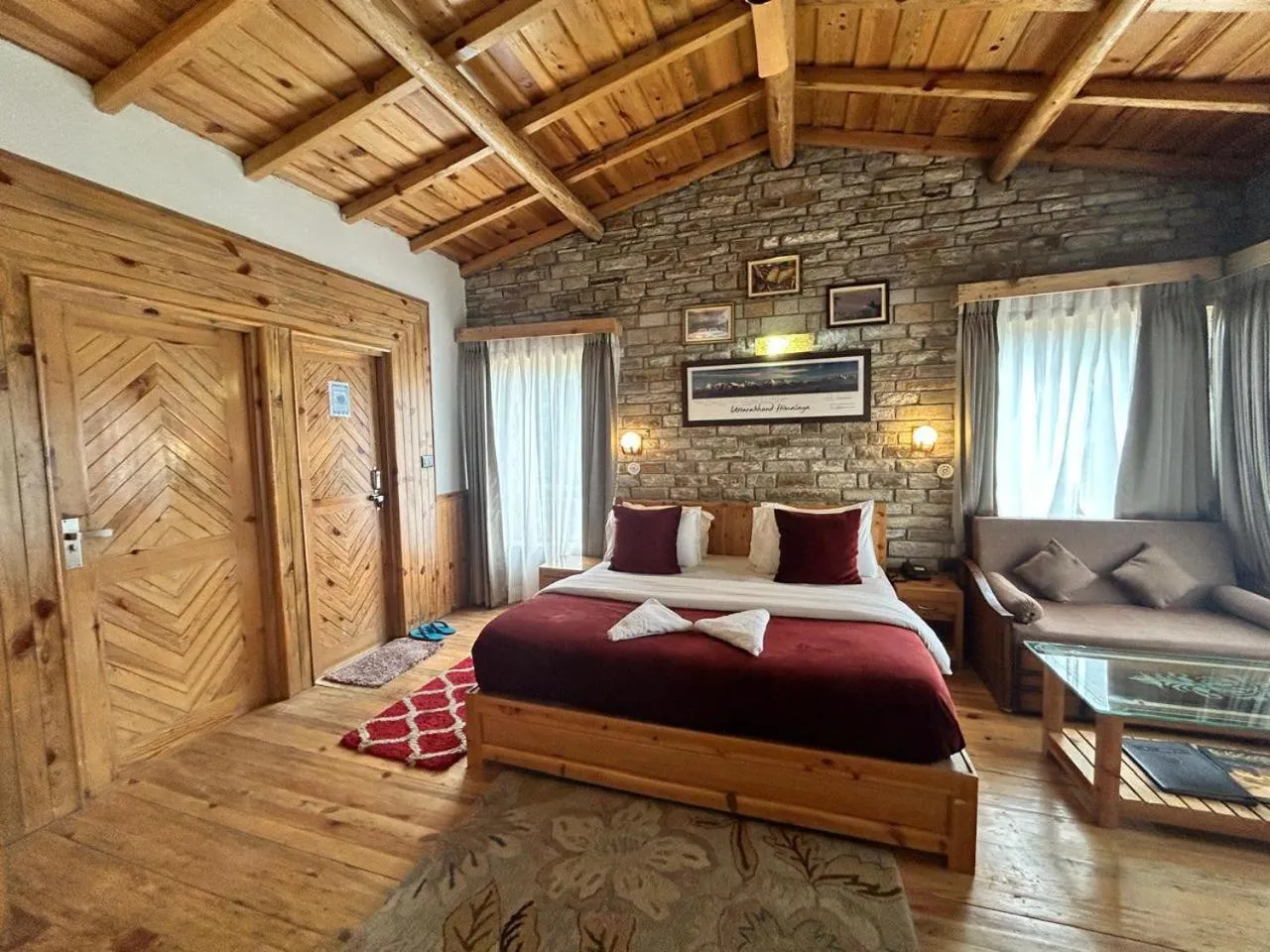 Kasar Himalaya Holiday Resort, Binsar Rd