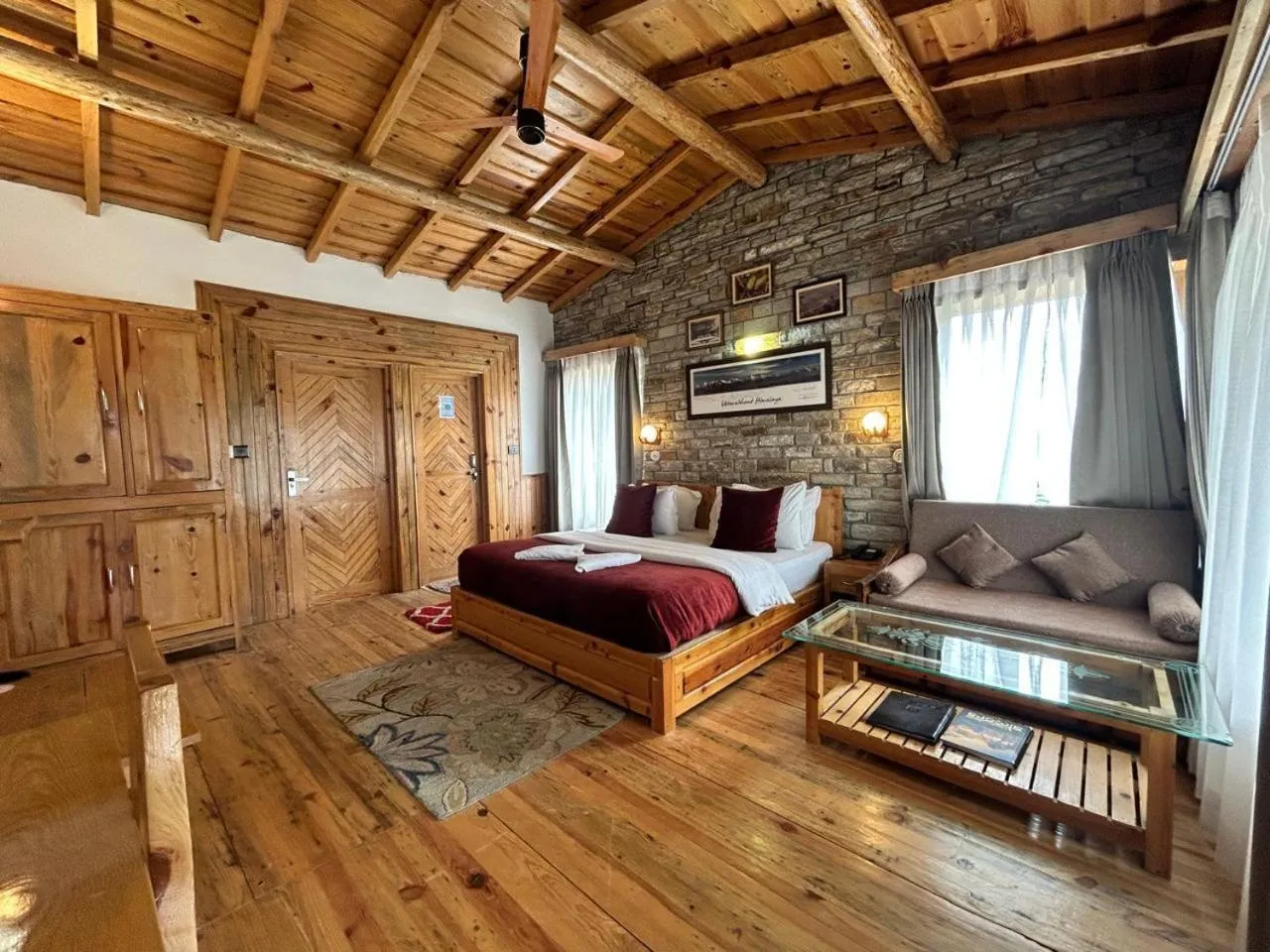 Kasar Himalaya Holiday Resort, Binsar Rd