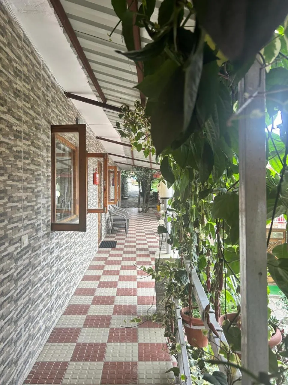 Kasar Himalaya Holiday Resort, Binsar Rd