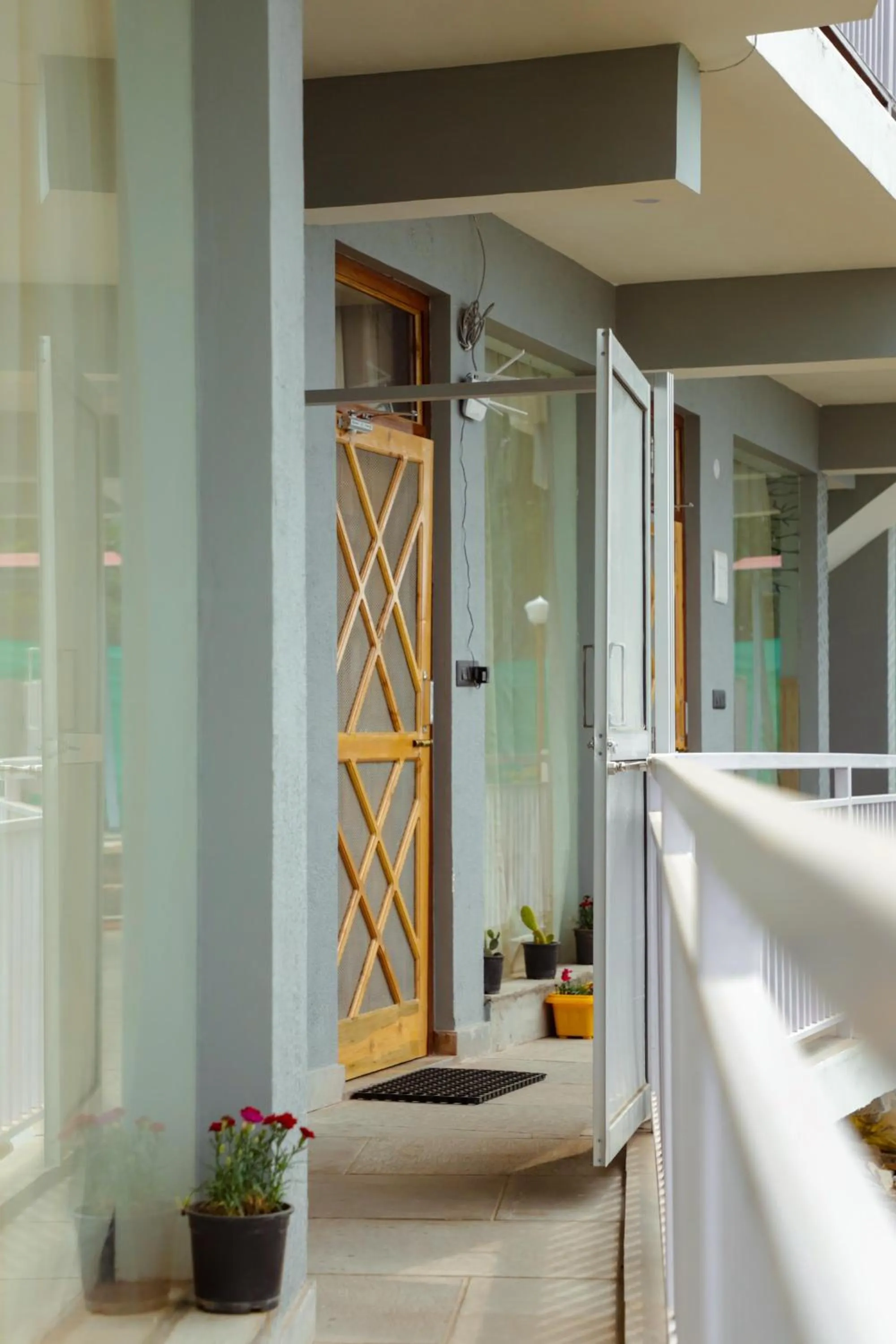 Kasar Himalaya Holiday Resort, Binsar Rd