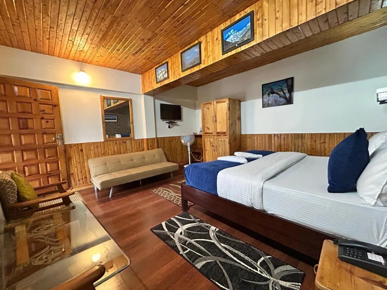 Kasar Himalaya Holiday Resort, Binsar Rd