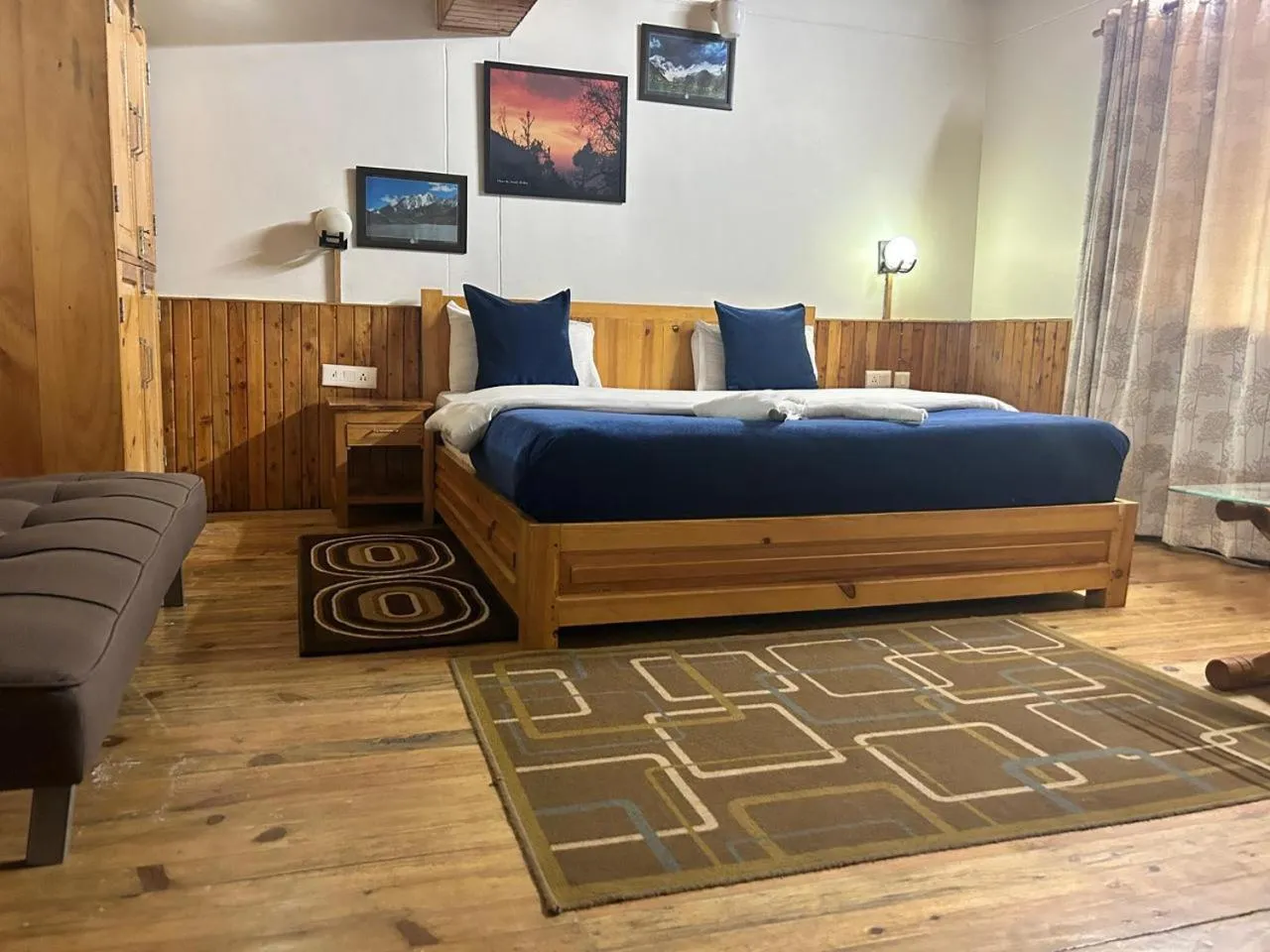 Kasar Himalaya Holiday Resort, Binsar Rd