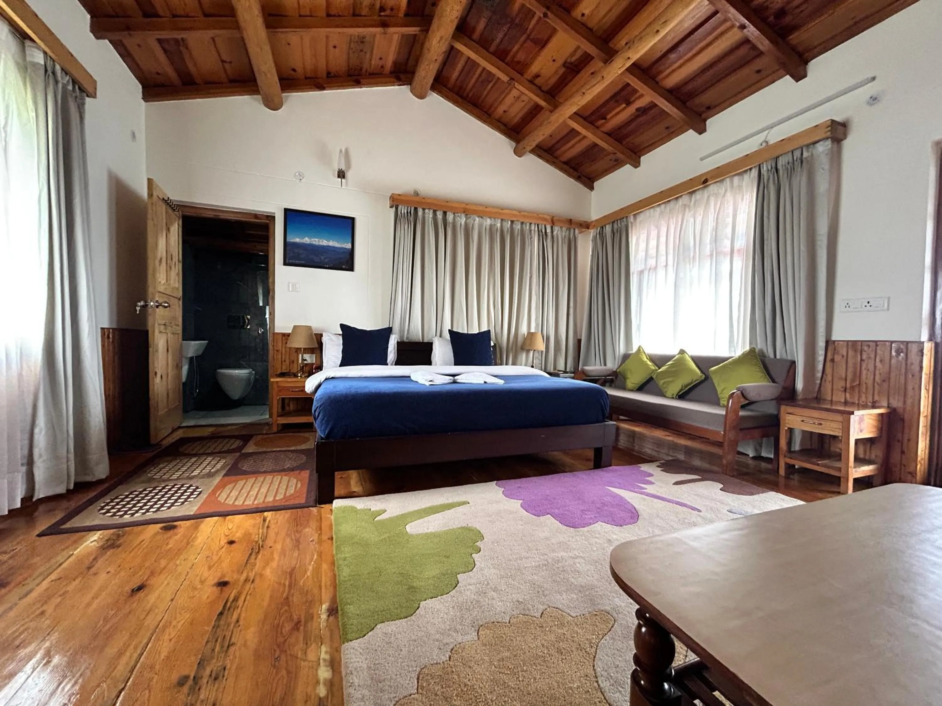 Kasar Himalaya Holiday Resort, Binsar Rd