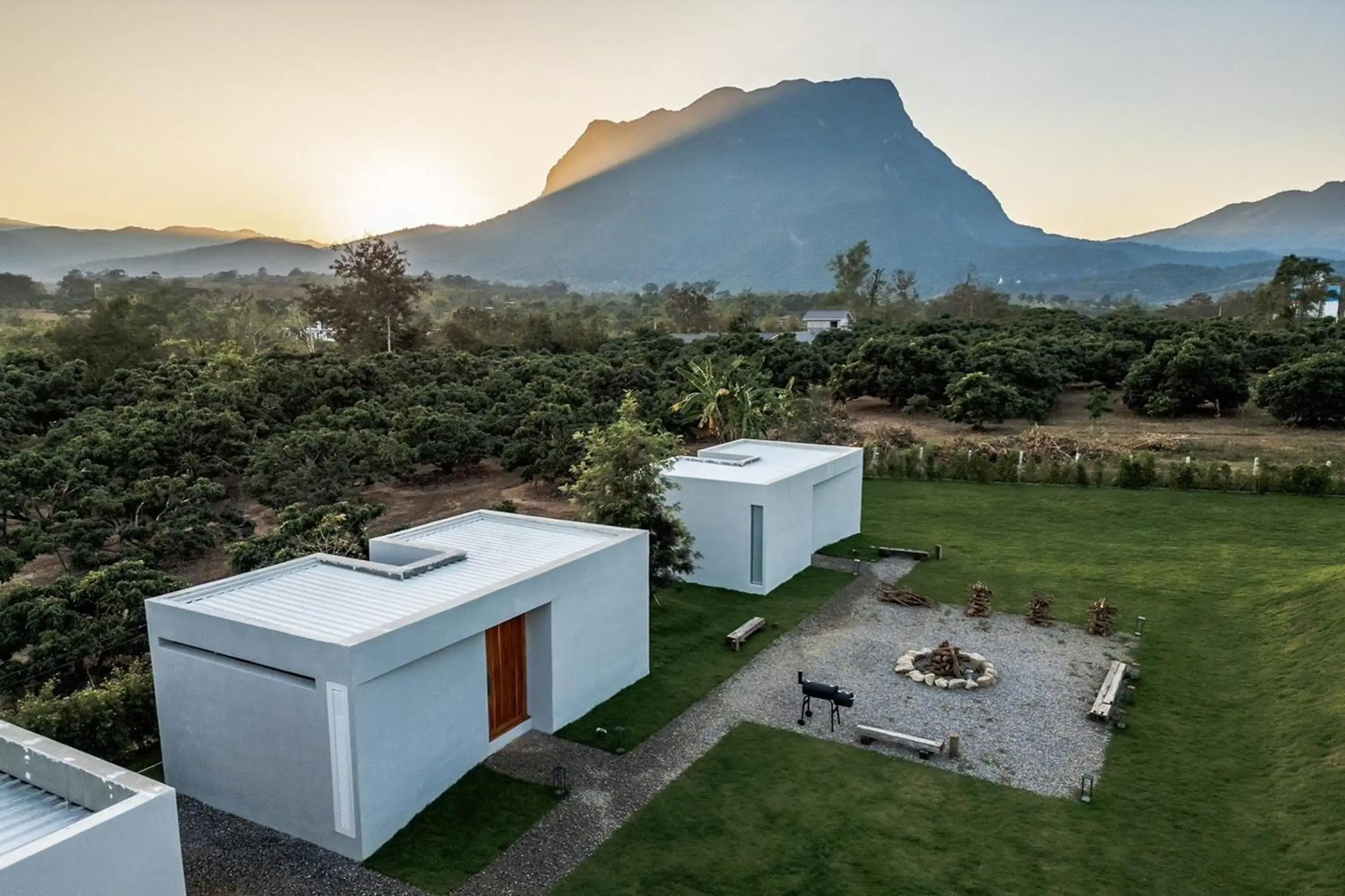 Mist Villa Mist Villa