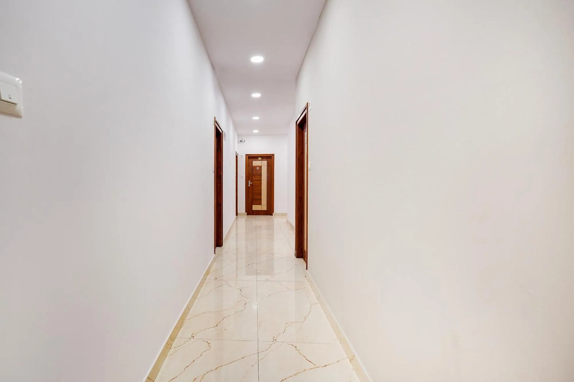 Lobby or reception in FabHotel Royal Grand - Basaveshwar Nagar