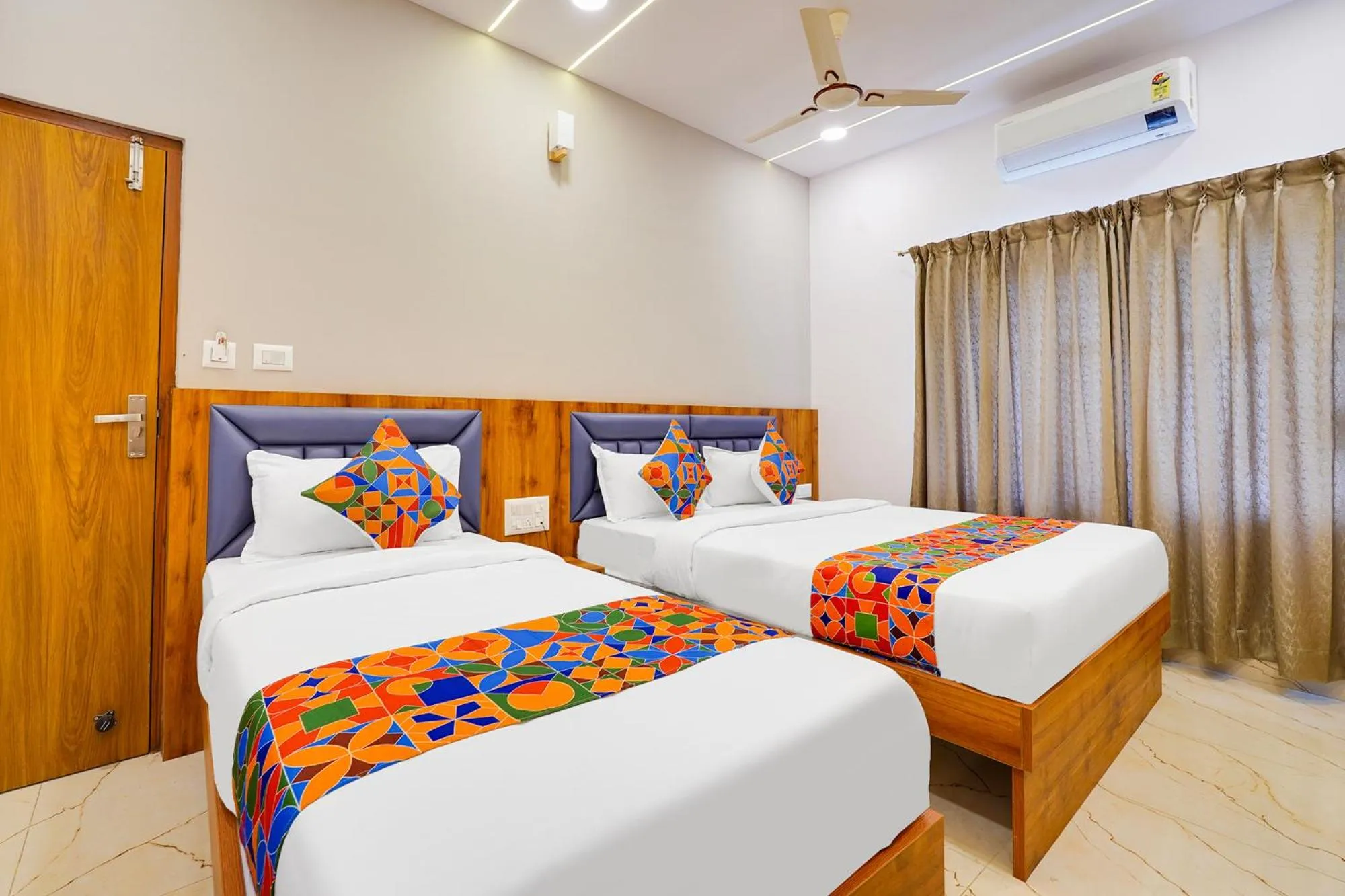 Bed in FabHotel Royal Grand - Basaveshwar Nagar