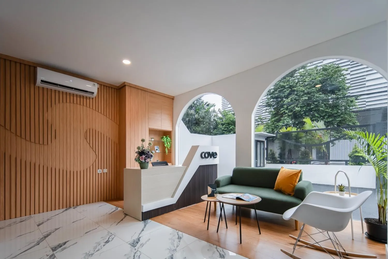 Lobby or reception in Cove Casagio