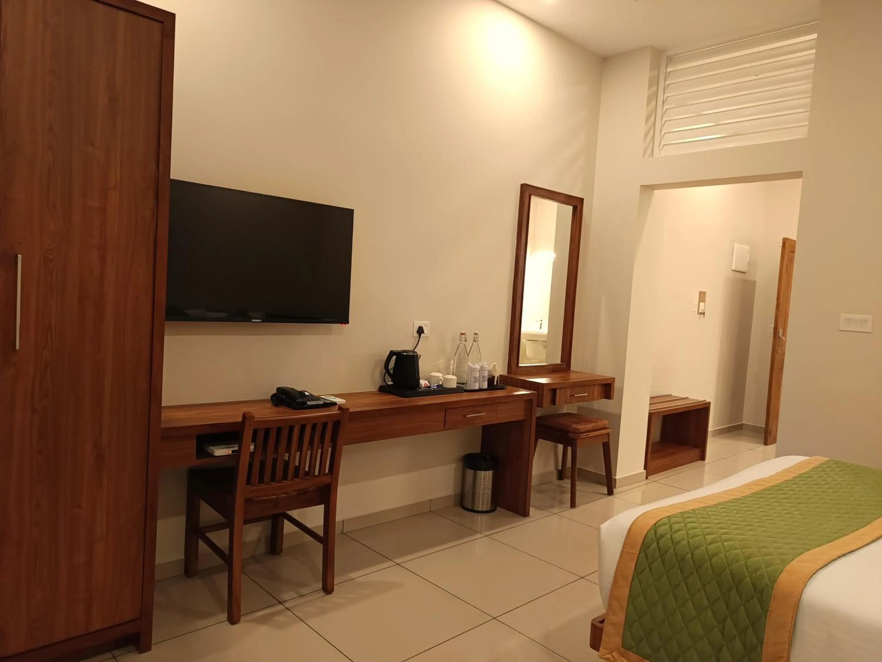 Bedroom, Bed in Misty Dale Luxury Resort & Spa