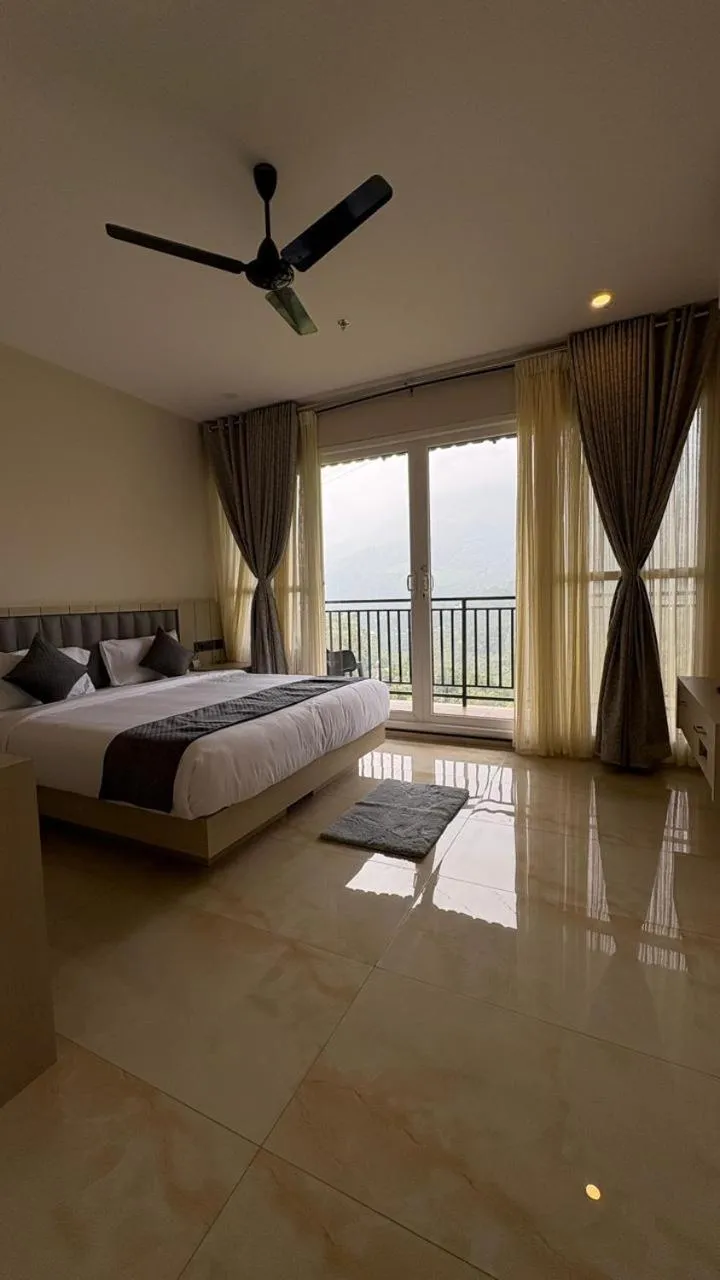 Bedroom, Bed in Misty Dale Luxury Resort & Spa