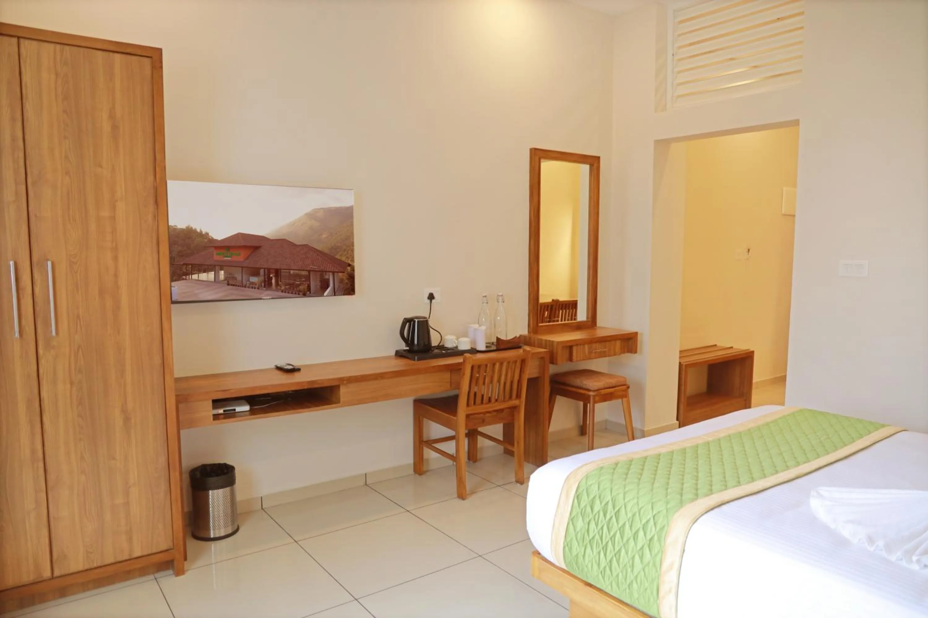 Bedroom, Bed in Misty Dale Luxury Resort & Spa