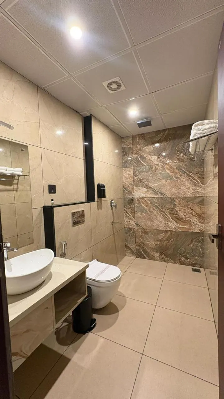 Toilet in Misty Dale Luxury Resort & Spa