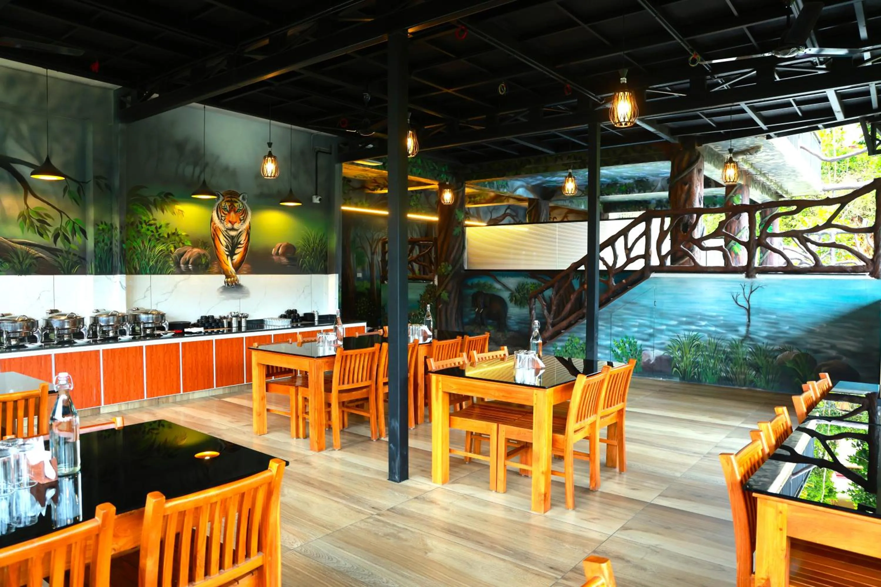 Restaurant/places to eat in Misty Dale Luxury Resort & Spa