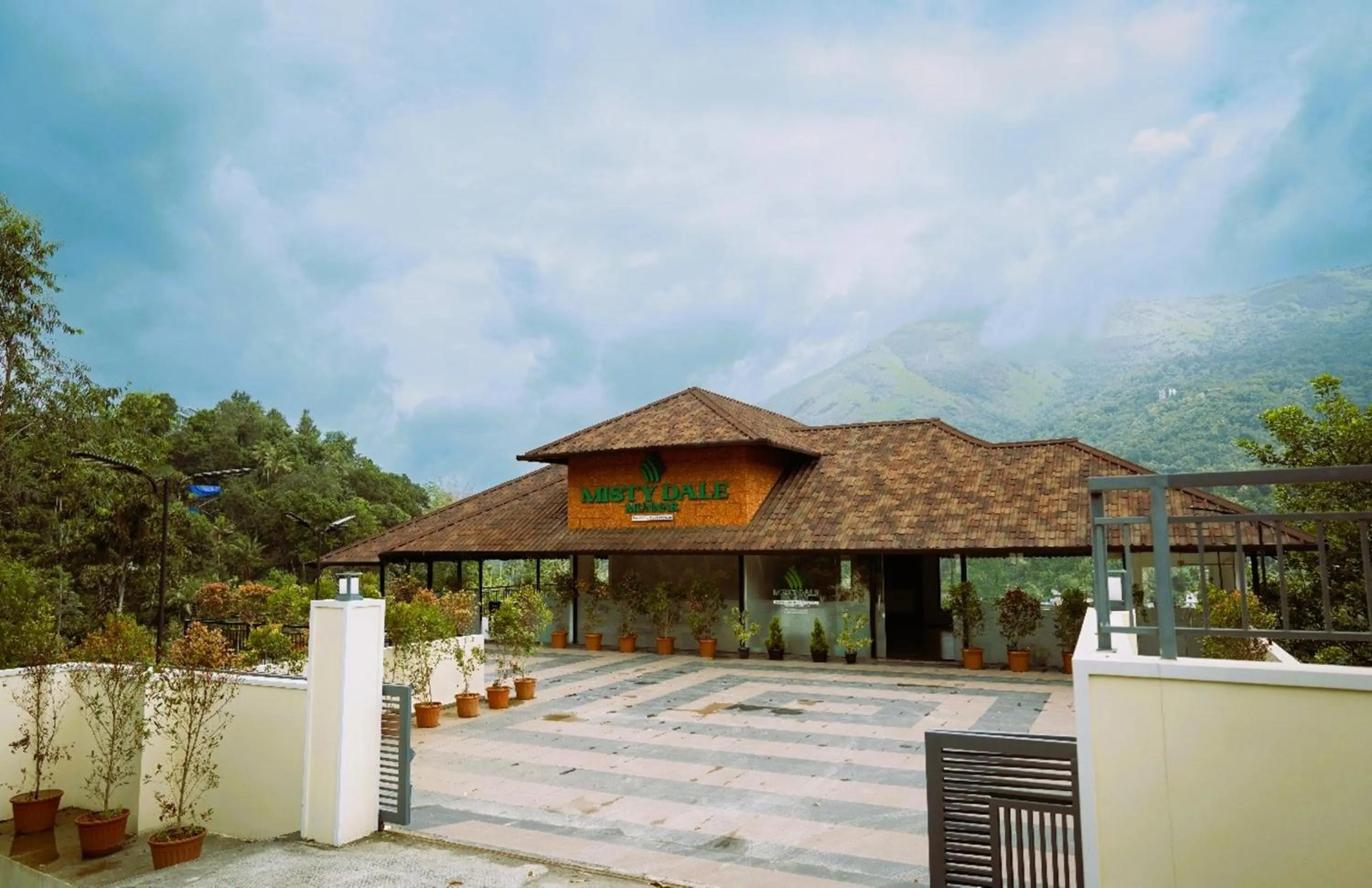 Facade/entrance in Misty Dale Luxury Resort & Spa
