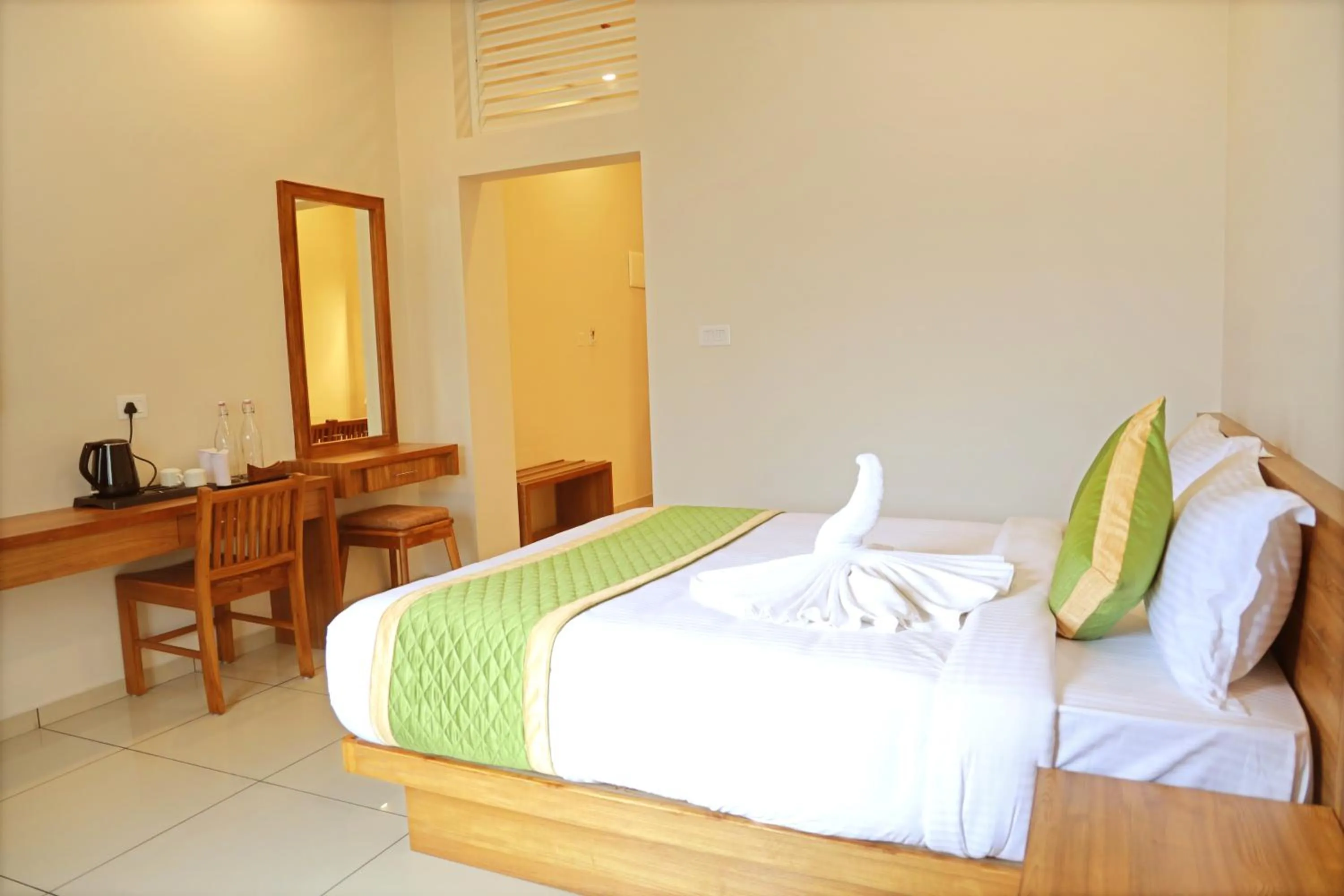 Bedroom, Bed in Misty Dale Luxury Resort & Spa