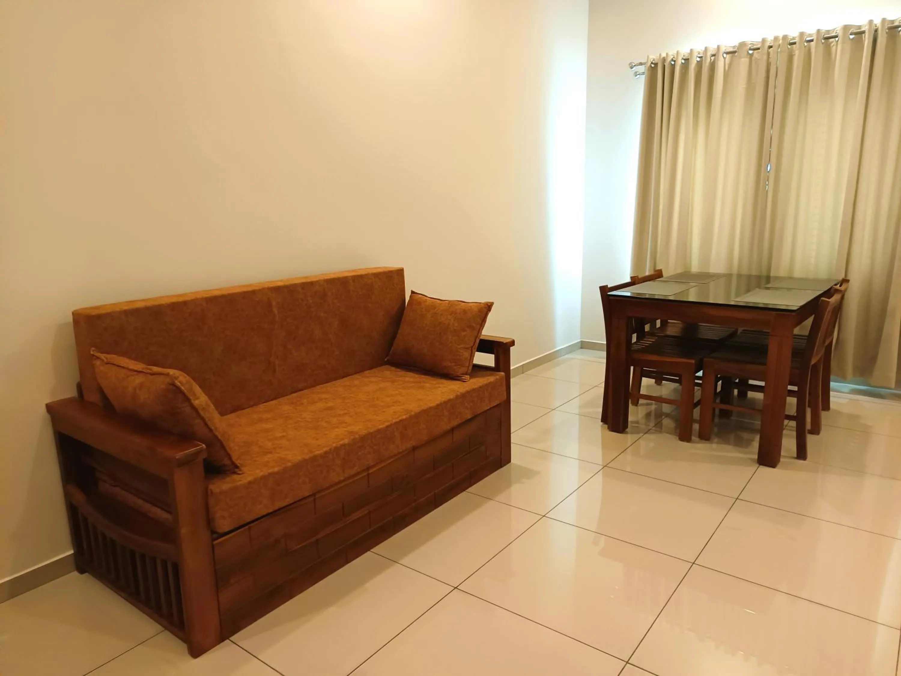Living room in Misty Dale Luxury Resort & Spa