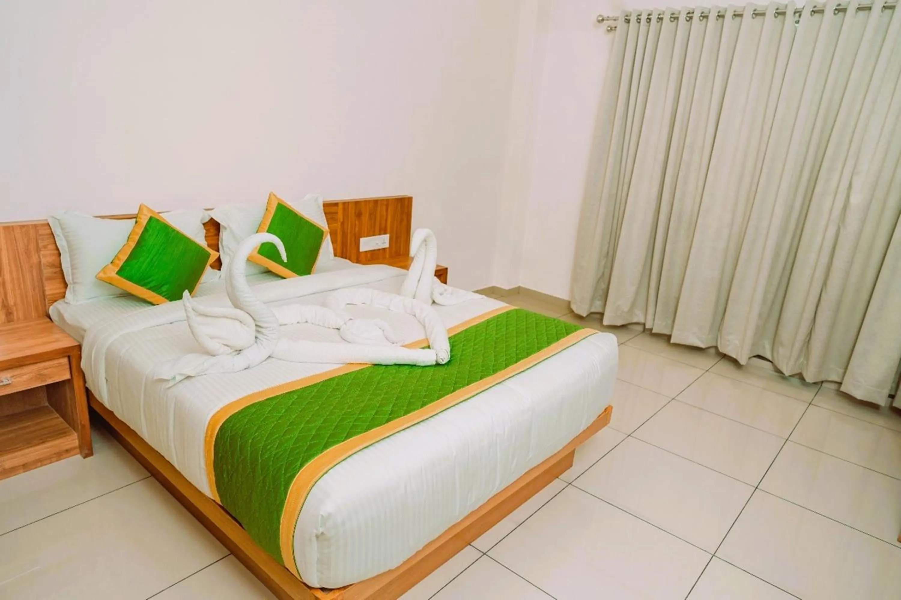 Bed in Misty Dale Luxury Resort & Spa