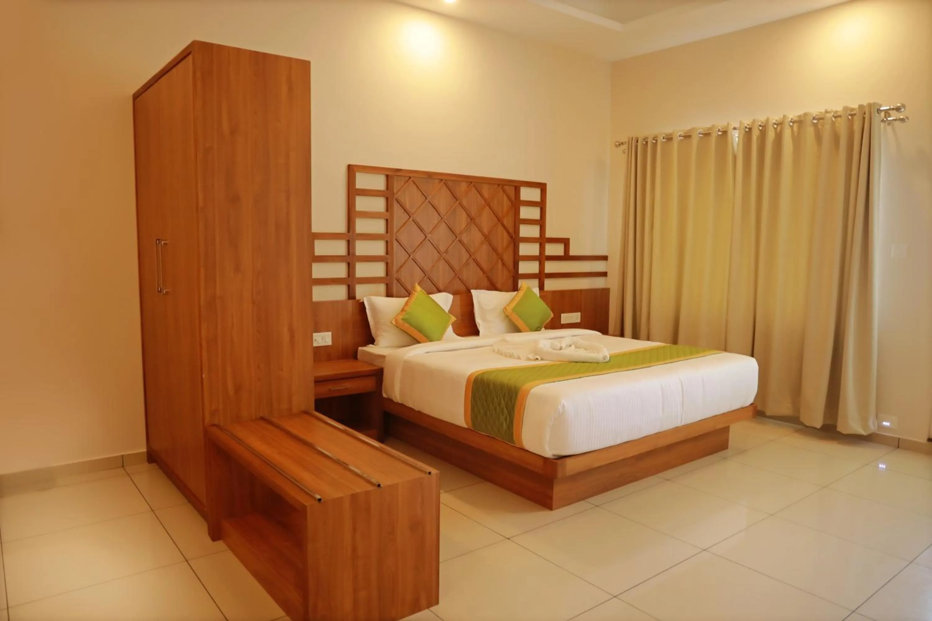 Bedroom, Bed in Misty Dale Luxury Resort & Spa