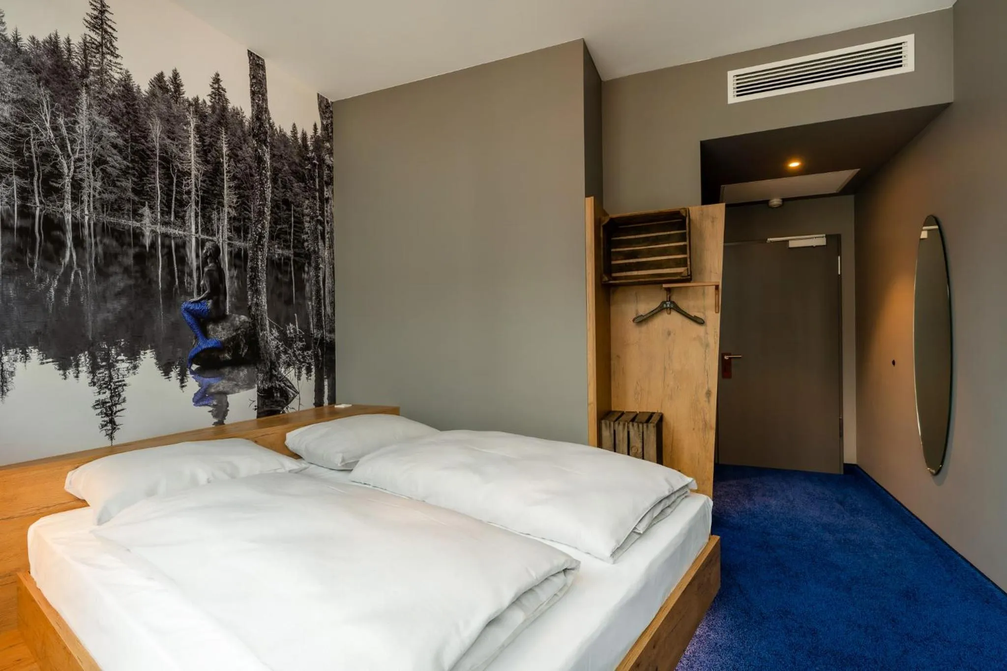 Photo of the whole room, Bed in mightyTwice Hotel Achern