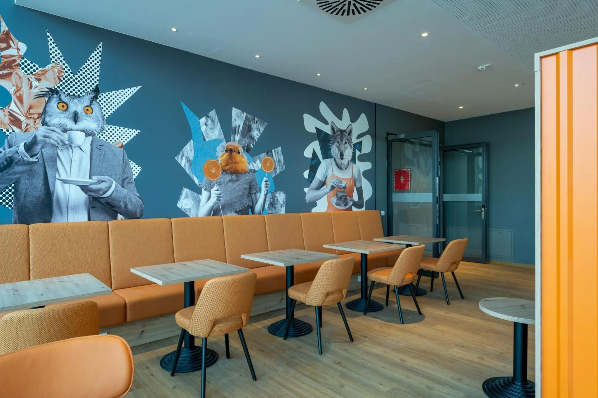 Restaurant/places to eat in mightyTwice Hotel Achern