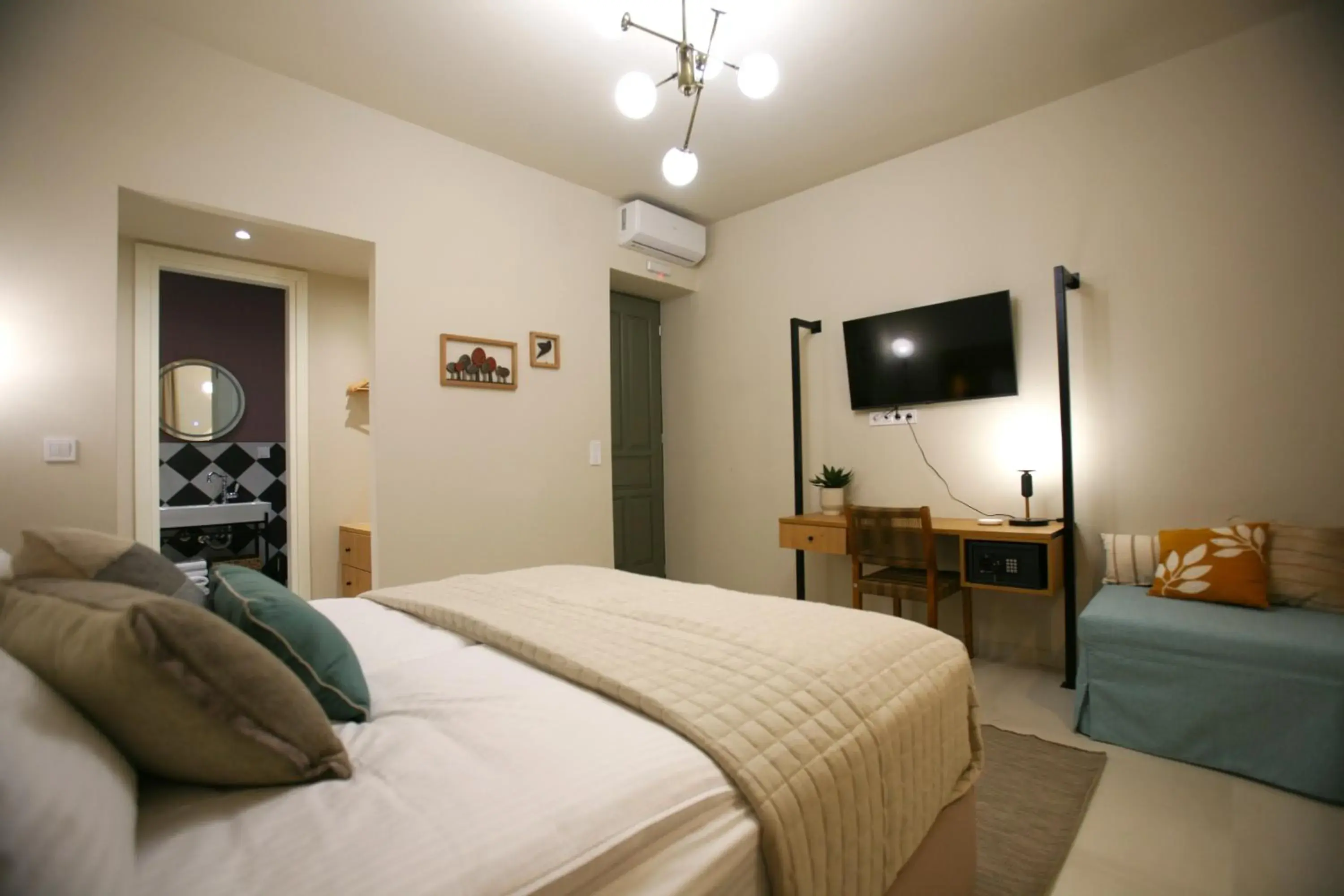 Bed in Living Yard Acropolis Bed in Living Yard Acropolis