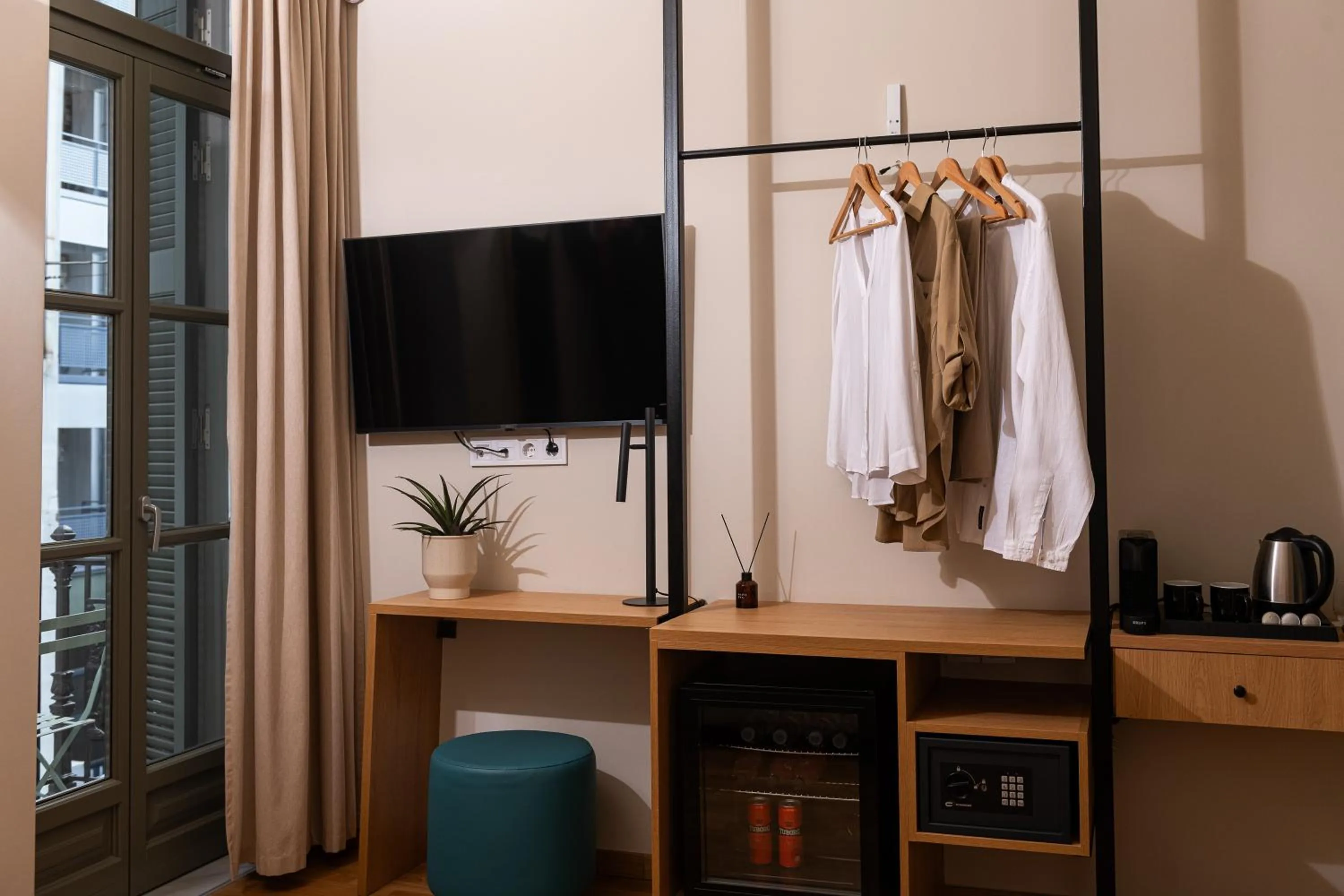 Decorative detail in Living Yard Acropolis