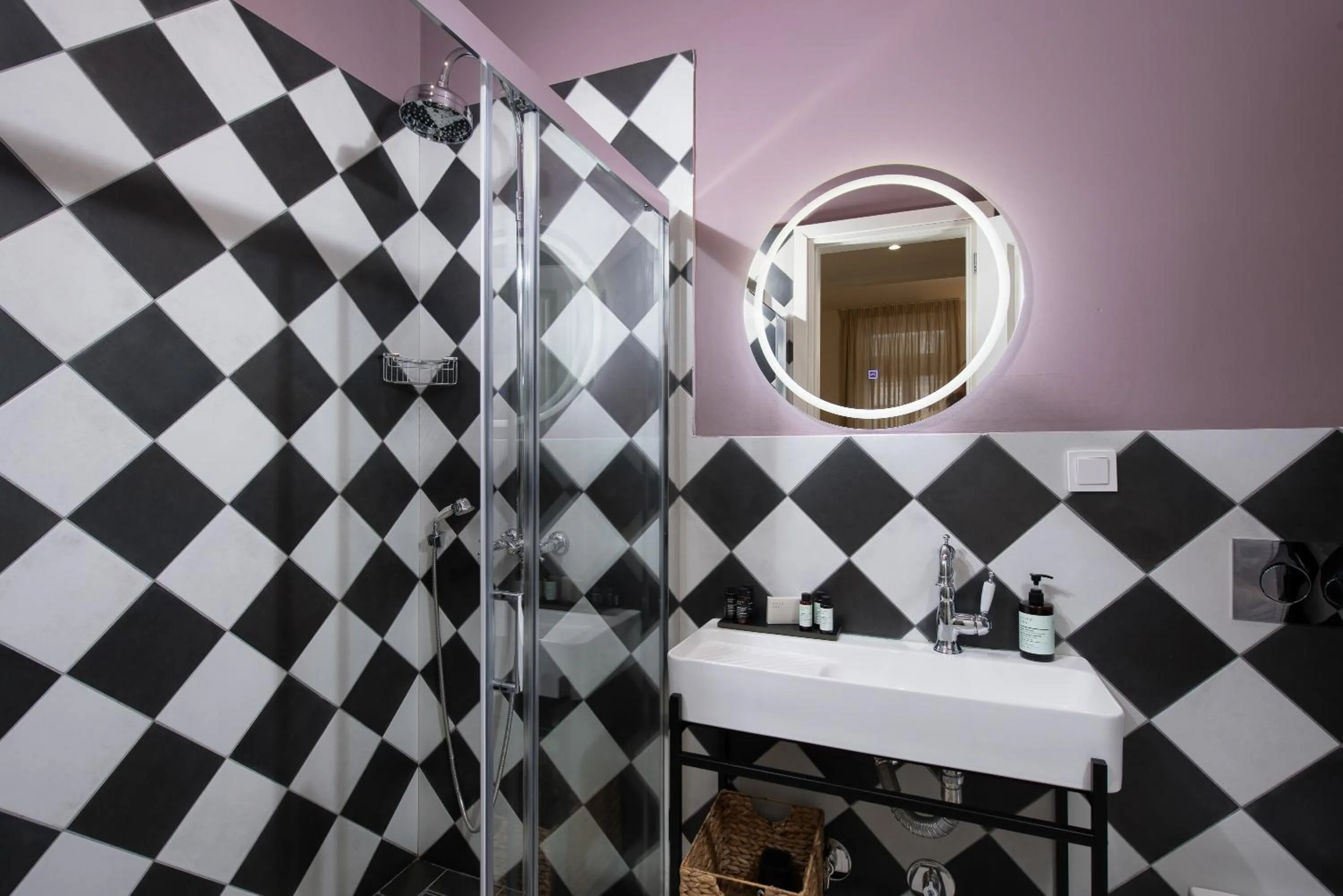 Bathroom in Living Yard Acropolis