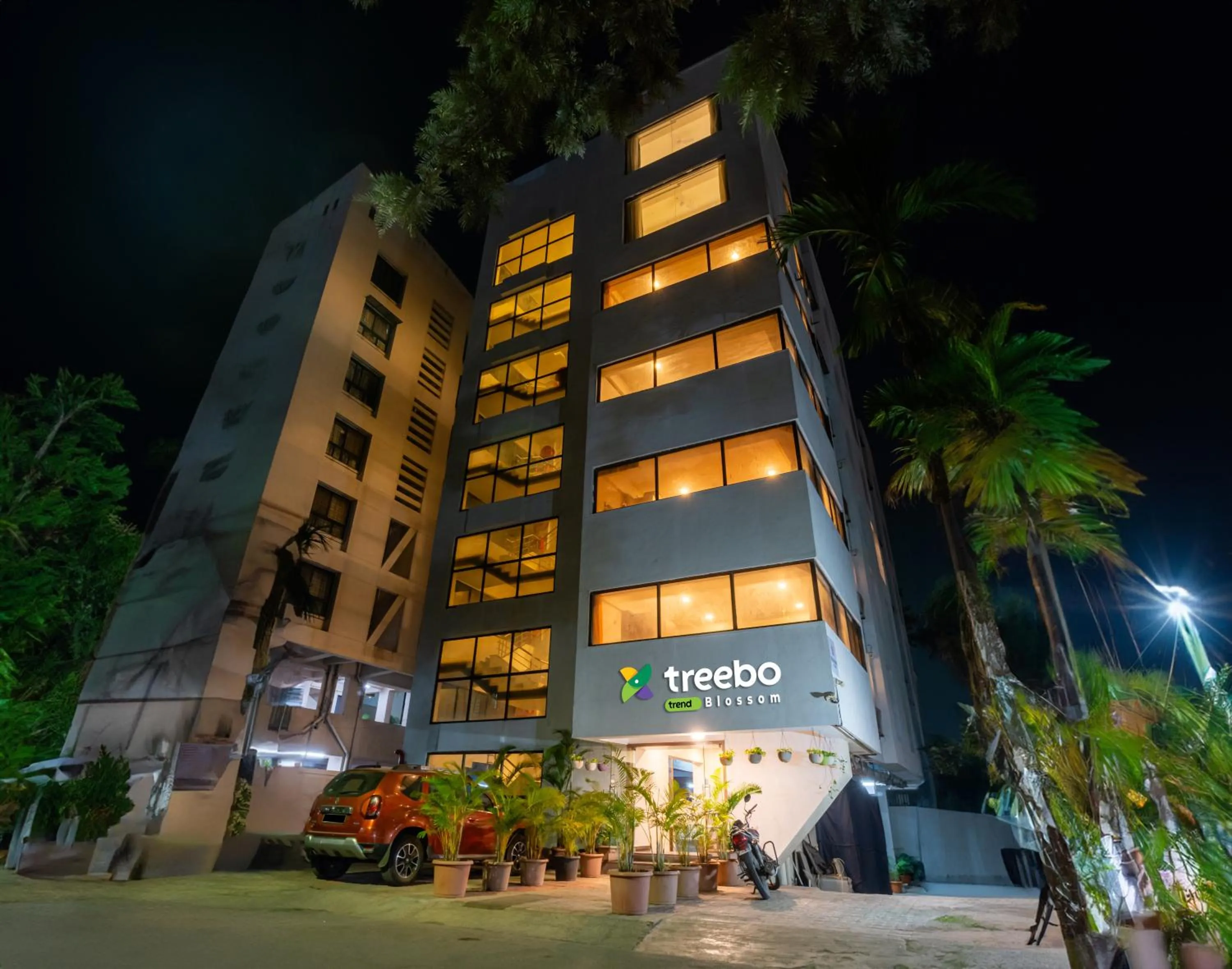 Facade/entrance in Treebo Blossom - Viman Nagar