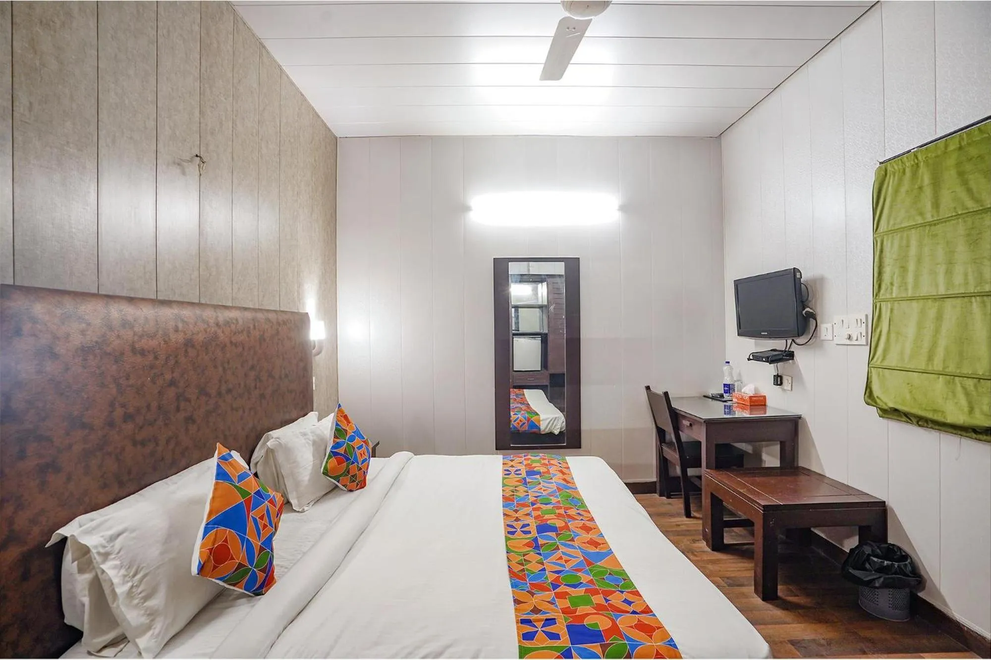 Bed in FabHotel Kular