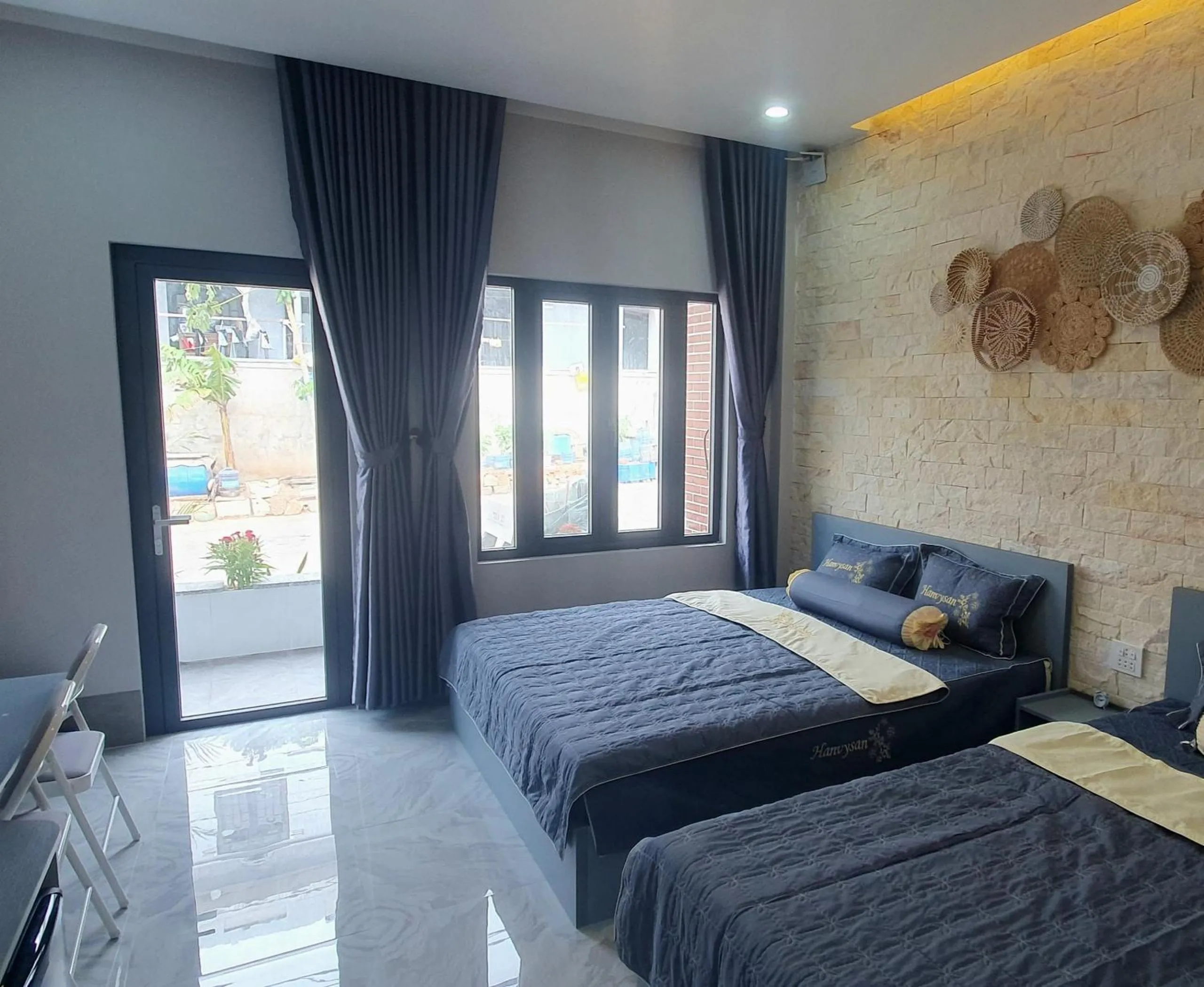 Bed in Homestay Quyên Quỳnh