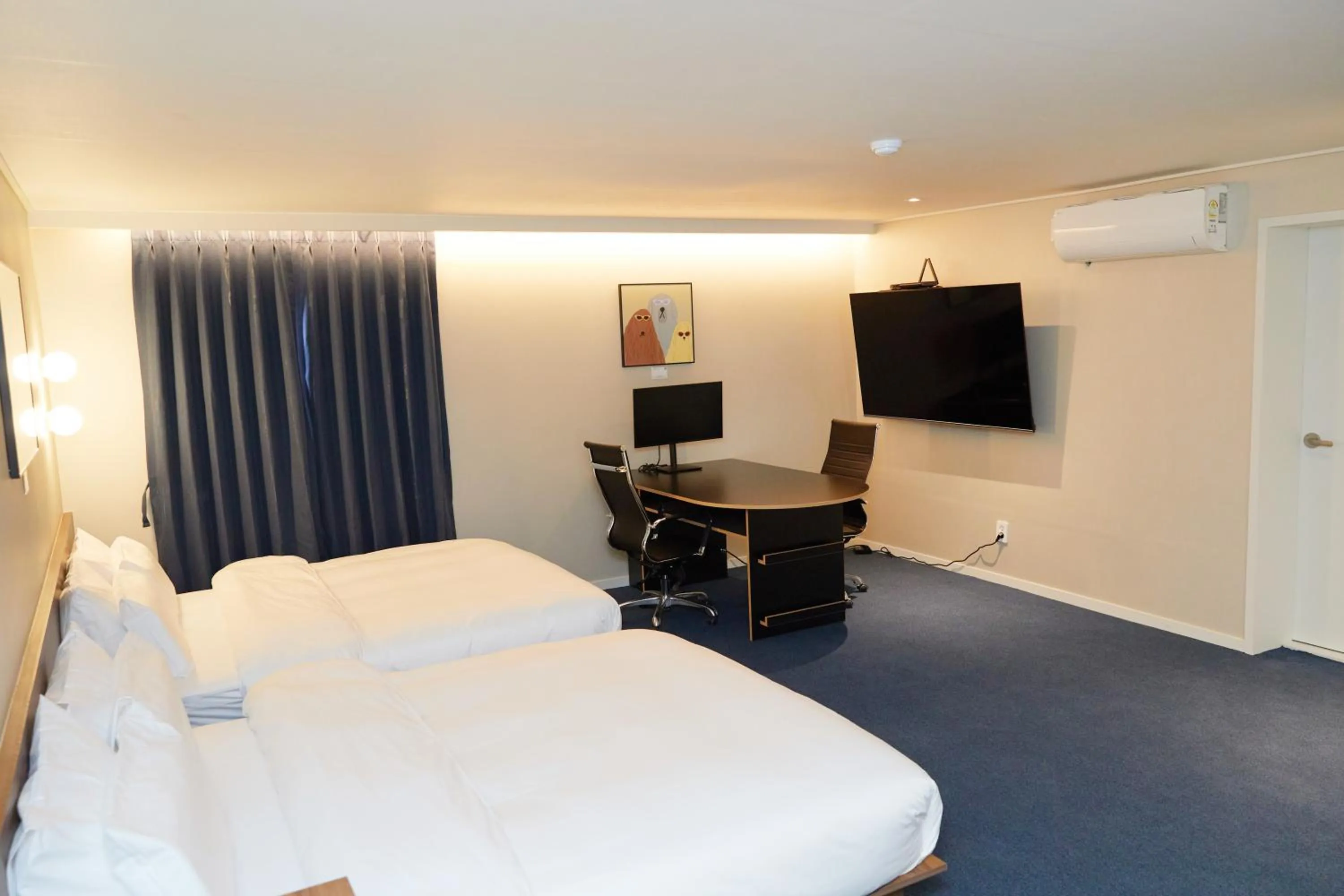 Photo of the whole room, Bed in Anook Hotel Suwon