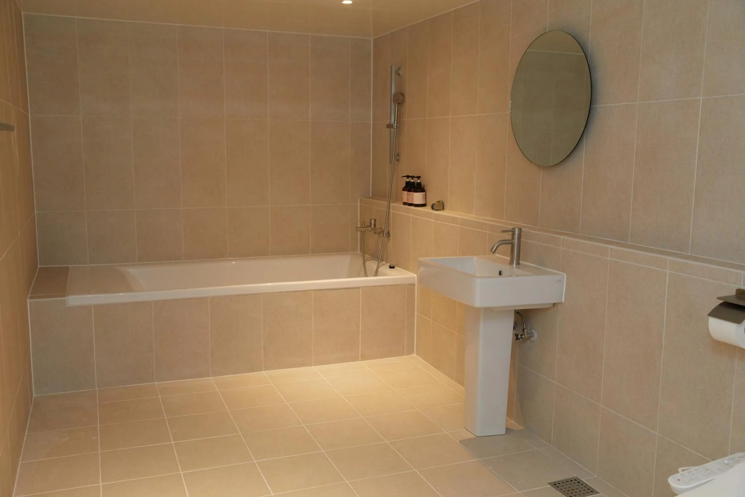 Shower in Anook Hotel Suwon