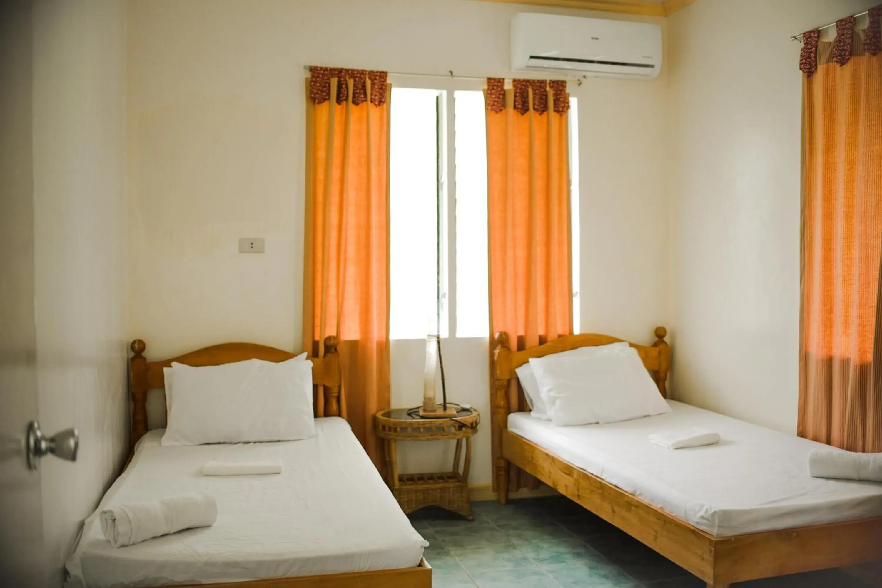 Bedroom, Bed in Whispering Palms Island Resort Bedroom, Bed in Whispering Palms Island Resort