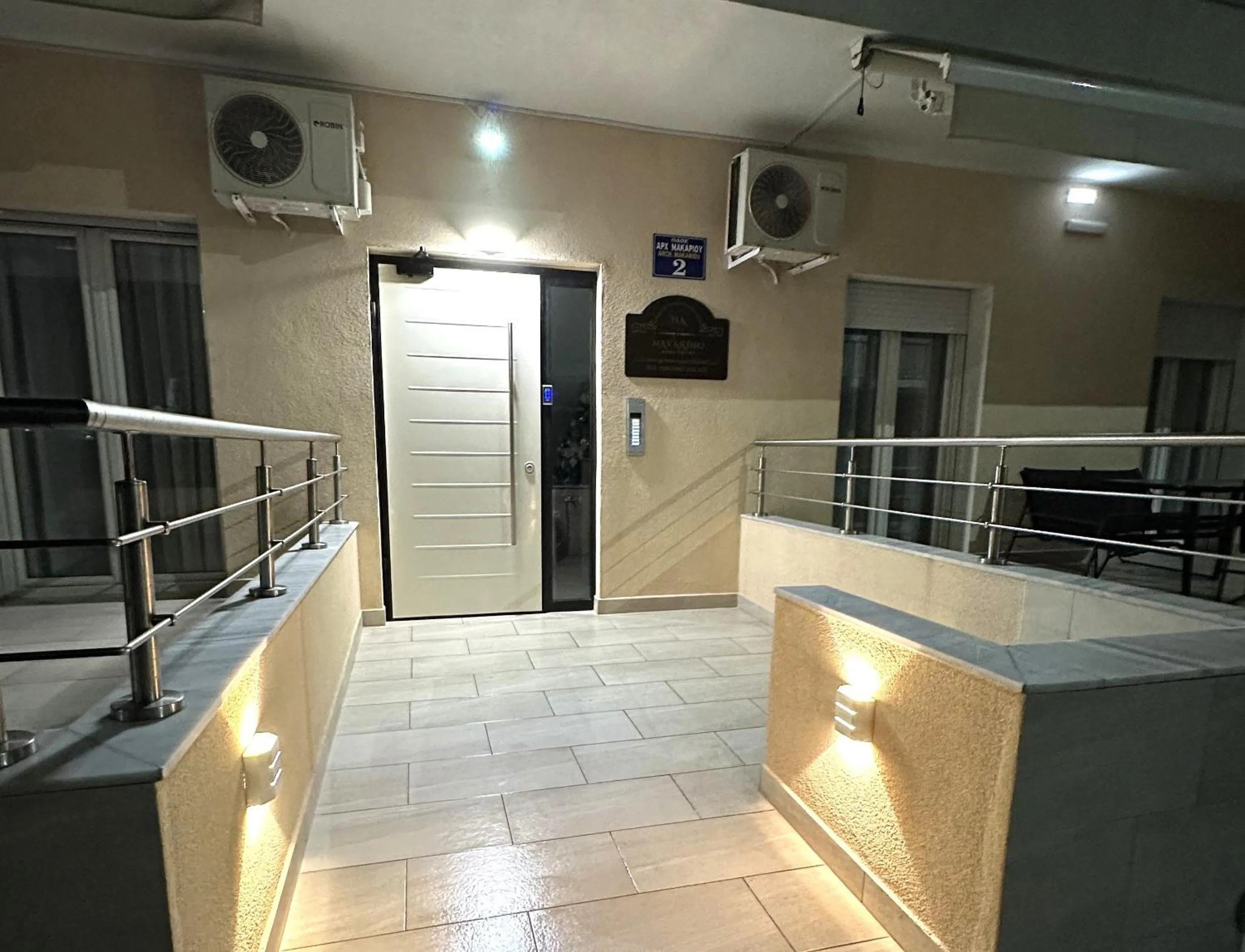 Facade/entrance in Navarino Luxe Suites