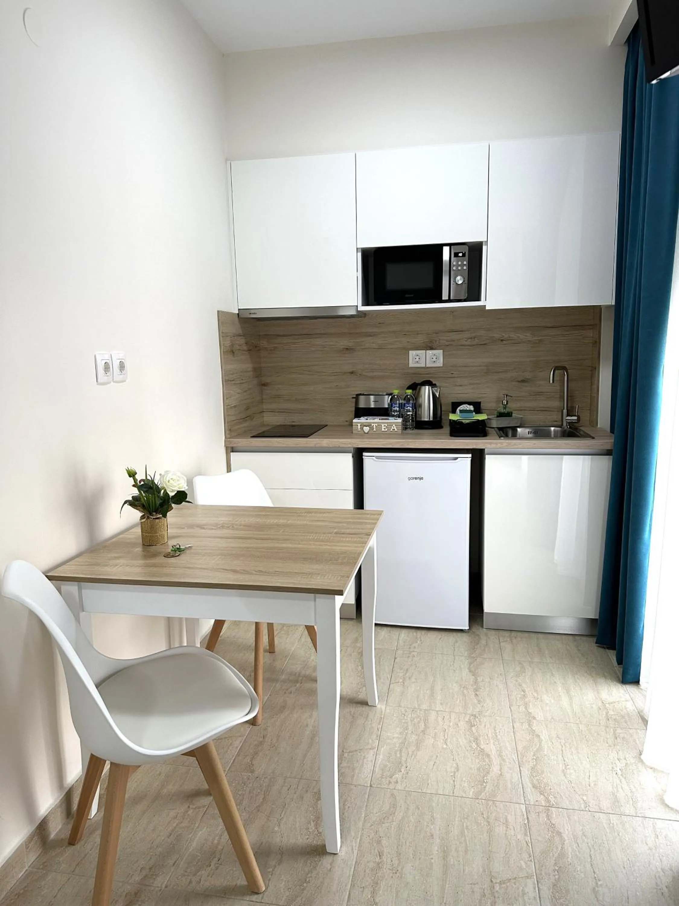 Dining area in Navarino Luxe Suites