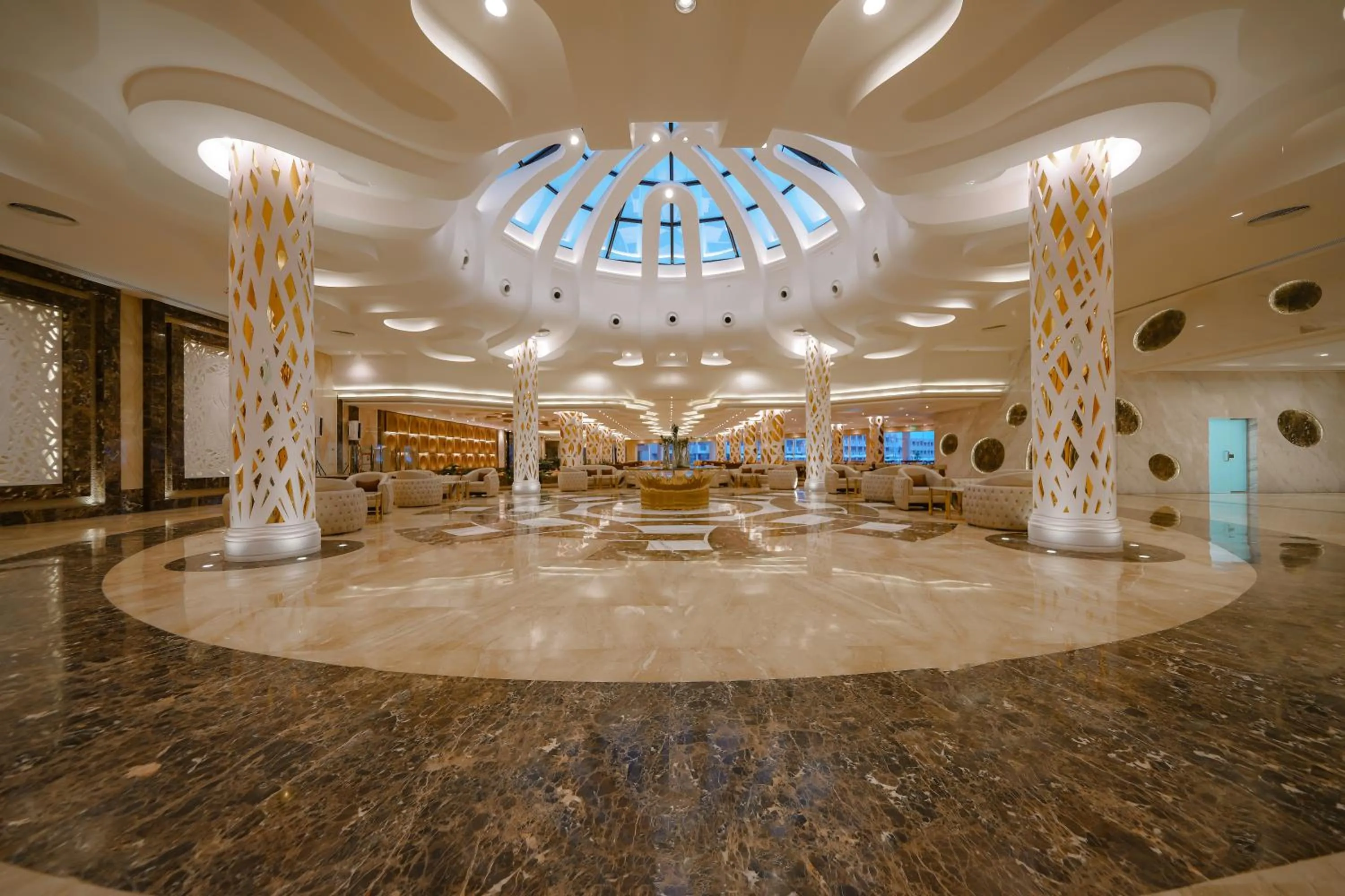 Property building in SIRENA BEACH RESORT & SPA