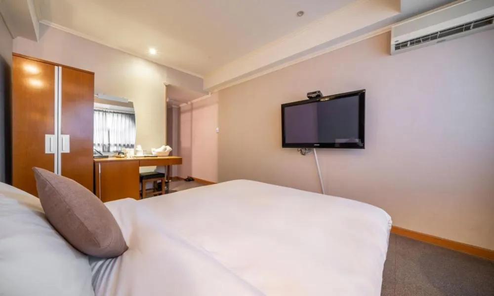 Bed in Ansan Seowon Tourist Hotel