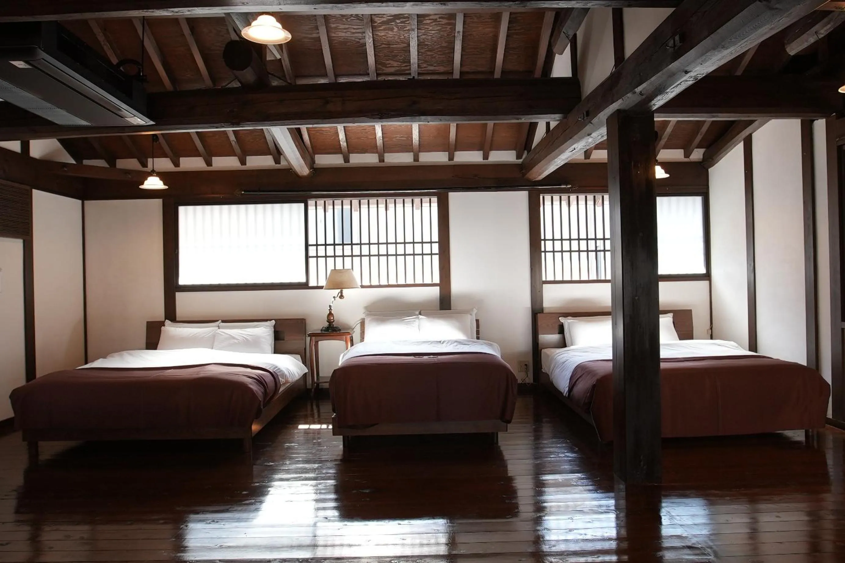 Bed in KAMIYASHIKI Private Hotel - Self Check-in Only