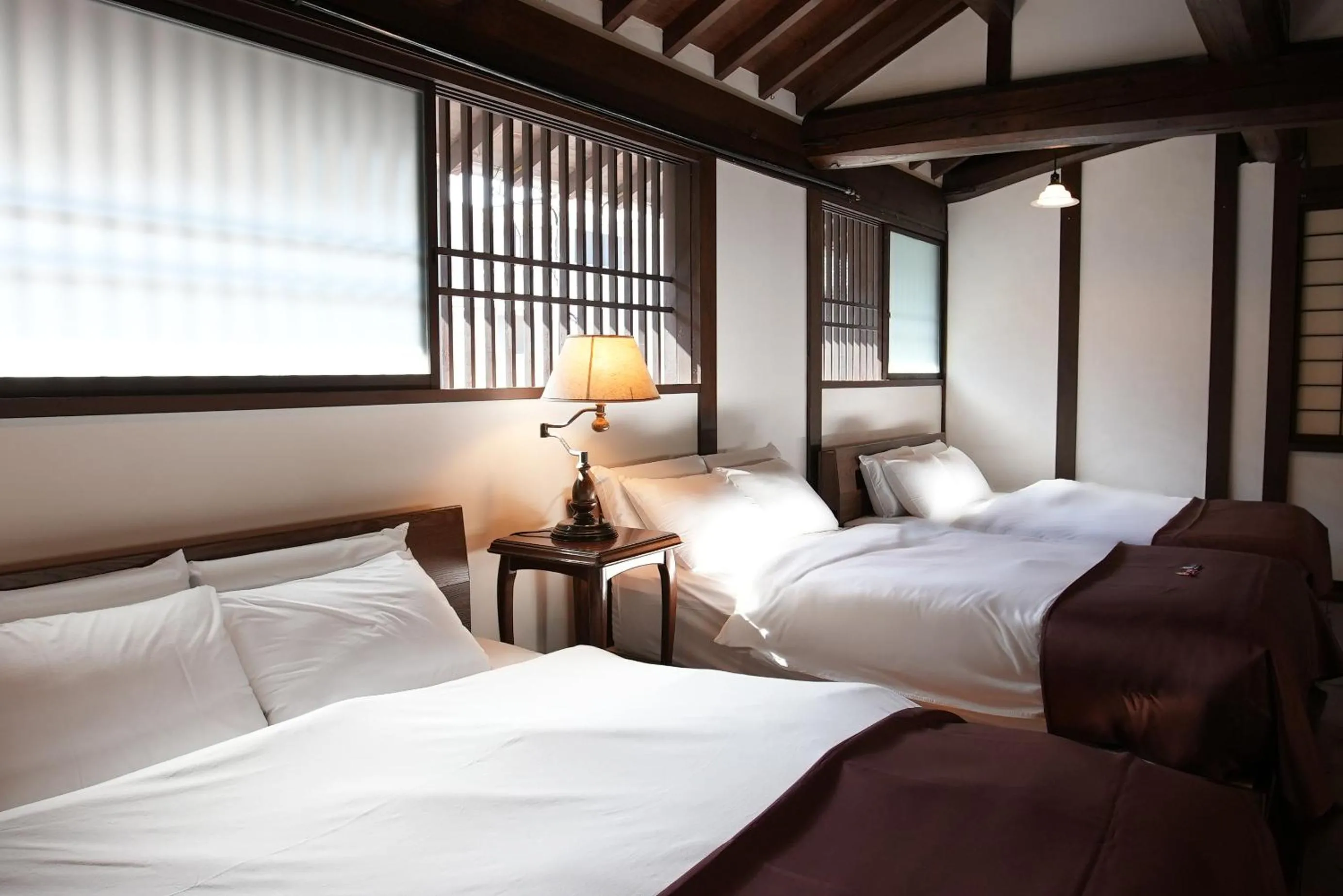 Bed in KAMIYASHIKI Private Hotel - Self Check-in Only