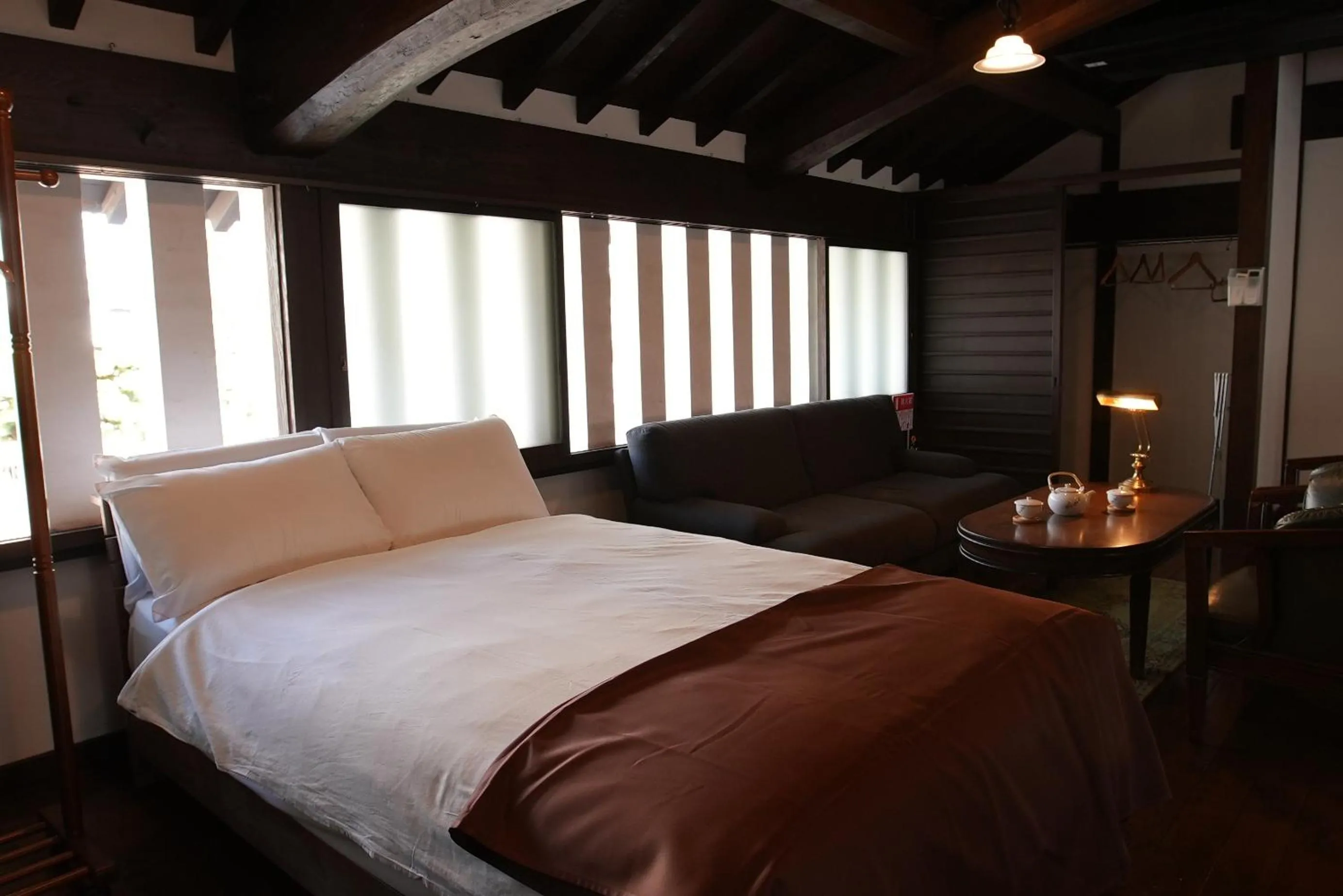 Bed in KAMIYASHIKI Private Hotel - Self Check-in Only