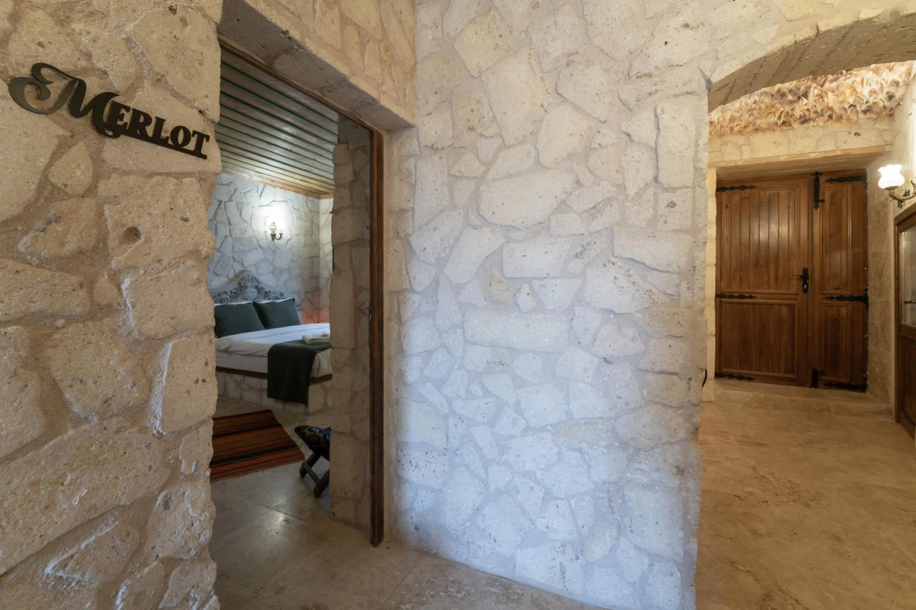 Property building in By Yüksel Cave