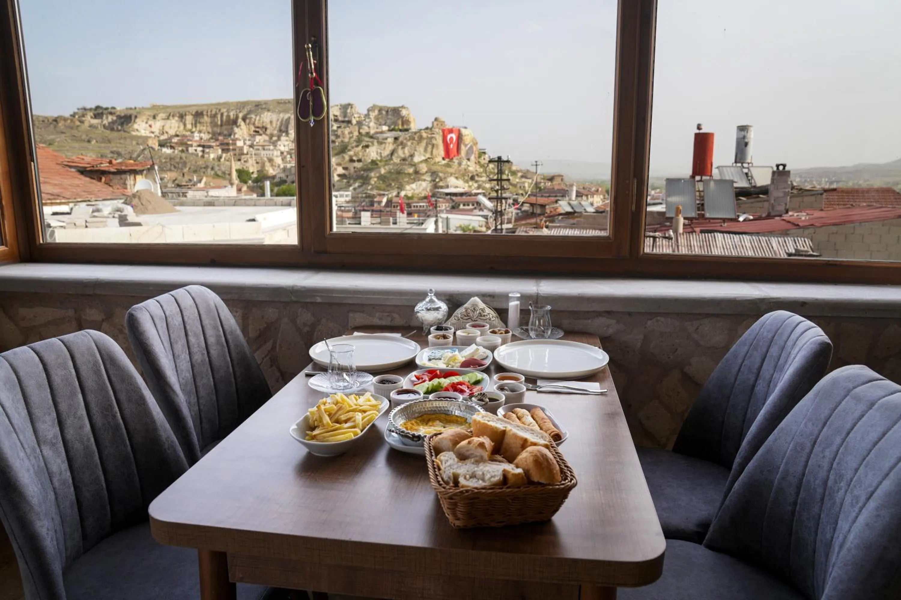 Breakfast in By Yüksel Cave