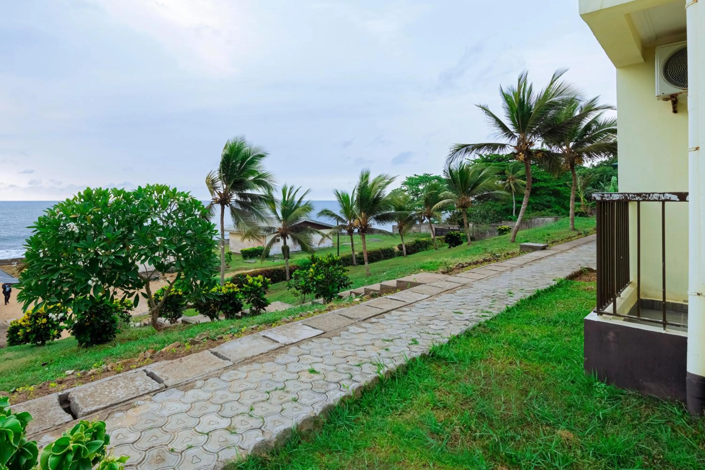 Day in HOTEL DE L'OCEAN KRIBI