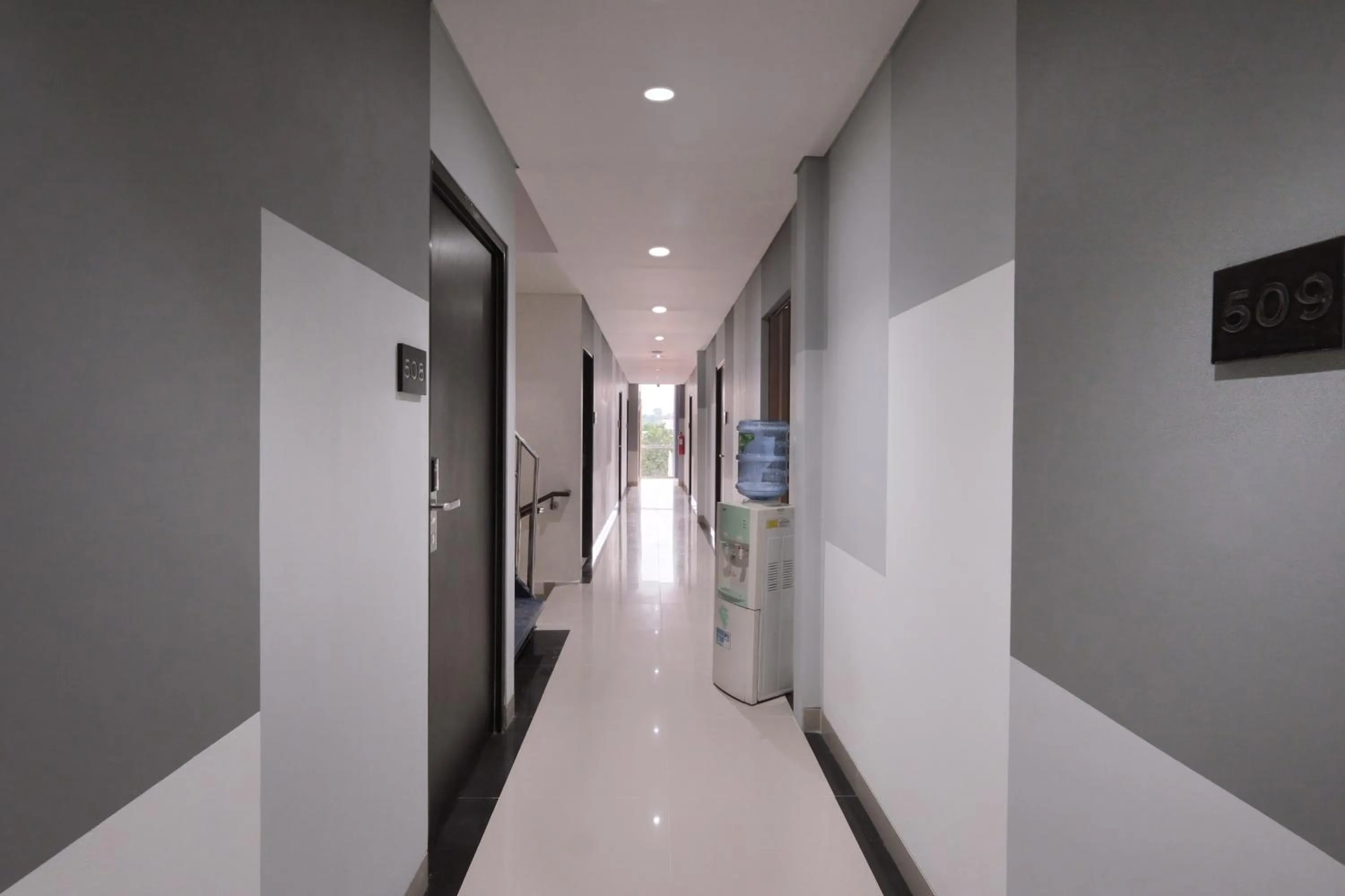 Gold Hotel Simpang Lima