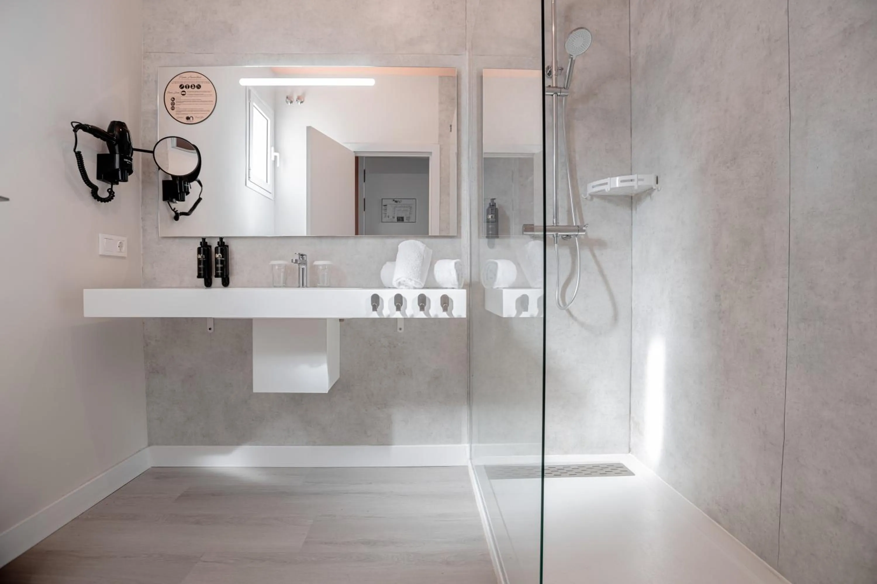 Shower in ON City Resort All Inclusive Prime