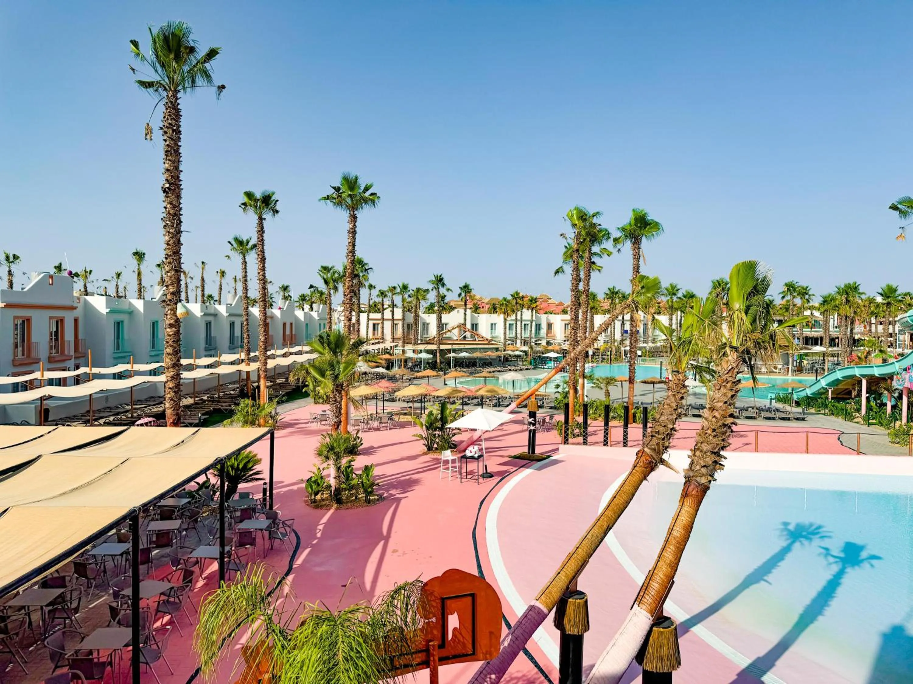 Pool view in ON City Resort All Inclusive Prime