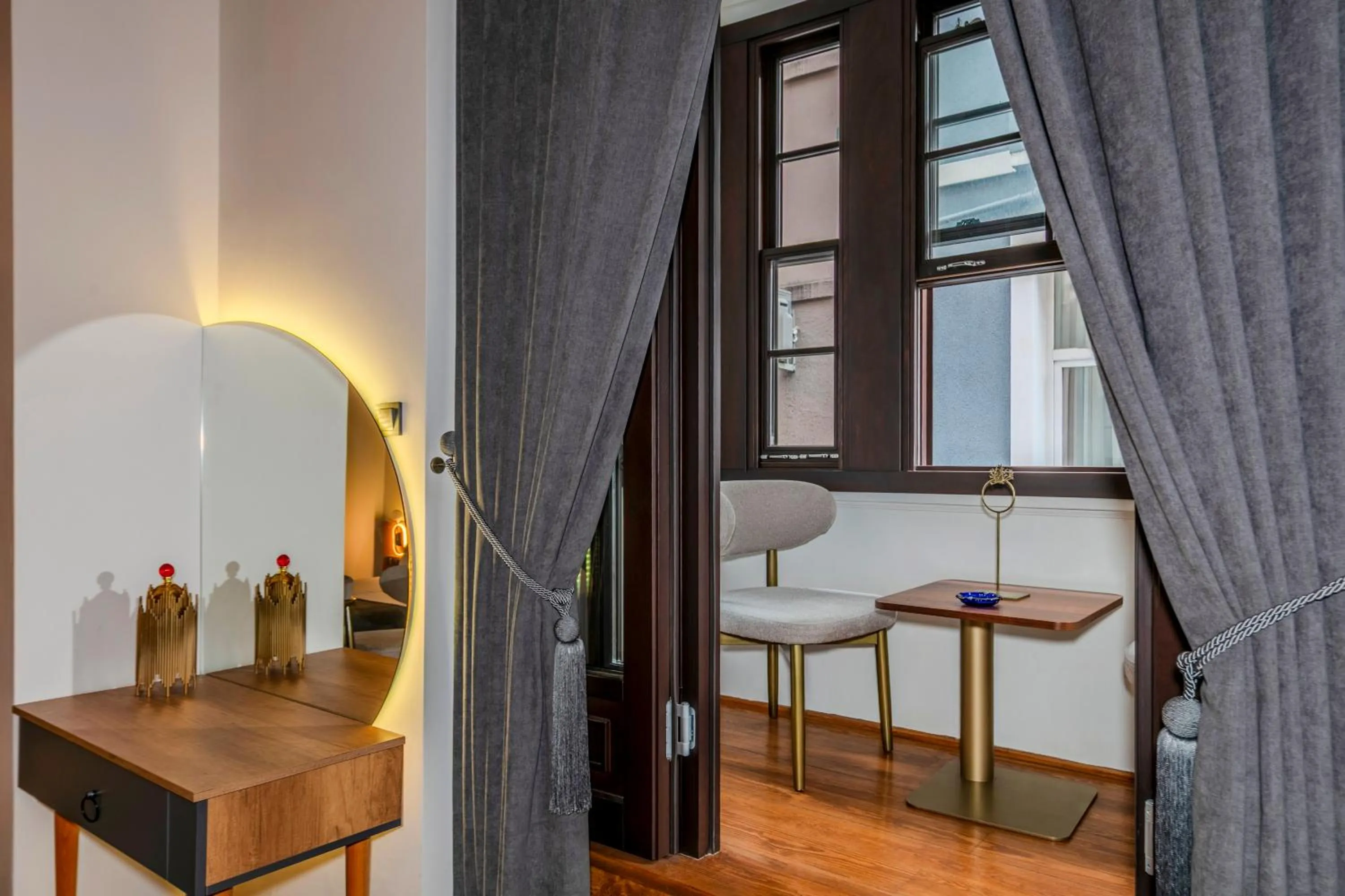 Photo of the whole room in Elmira Pera Hotel & - Special Class