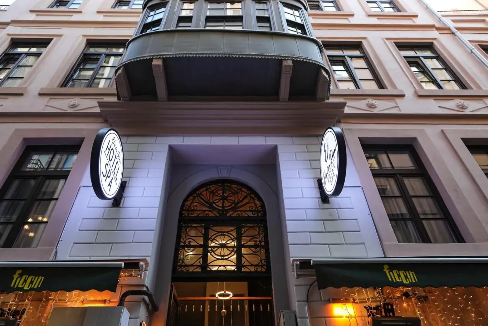 Property building in Elmira Pera Hotel & - Special Class Property building in Elmira Pera Hotel & - Special Class