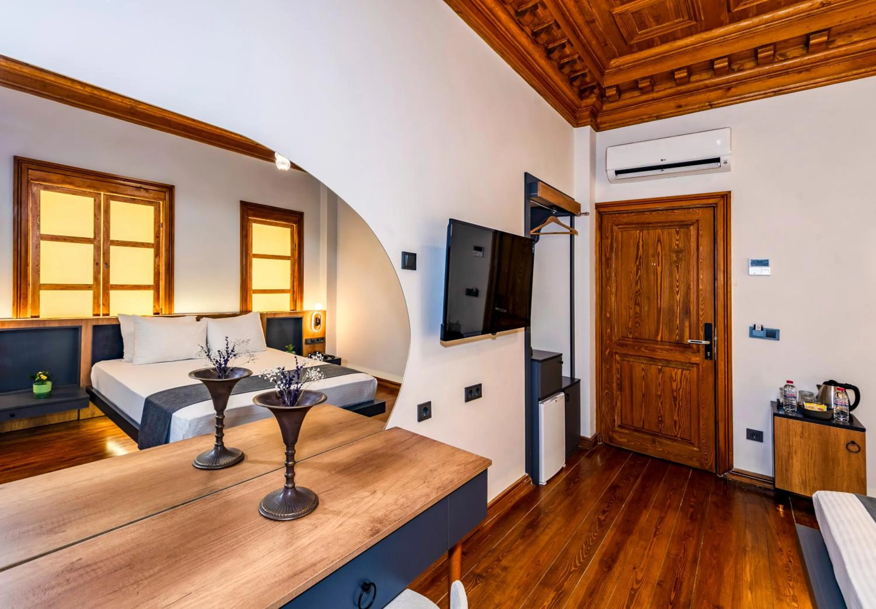 Photo of the whole room in Elmira Pera Hotel & - Special Class